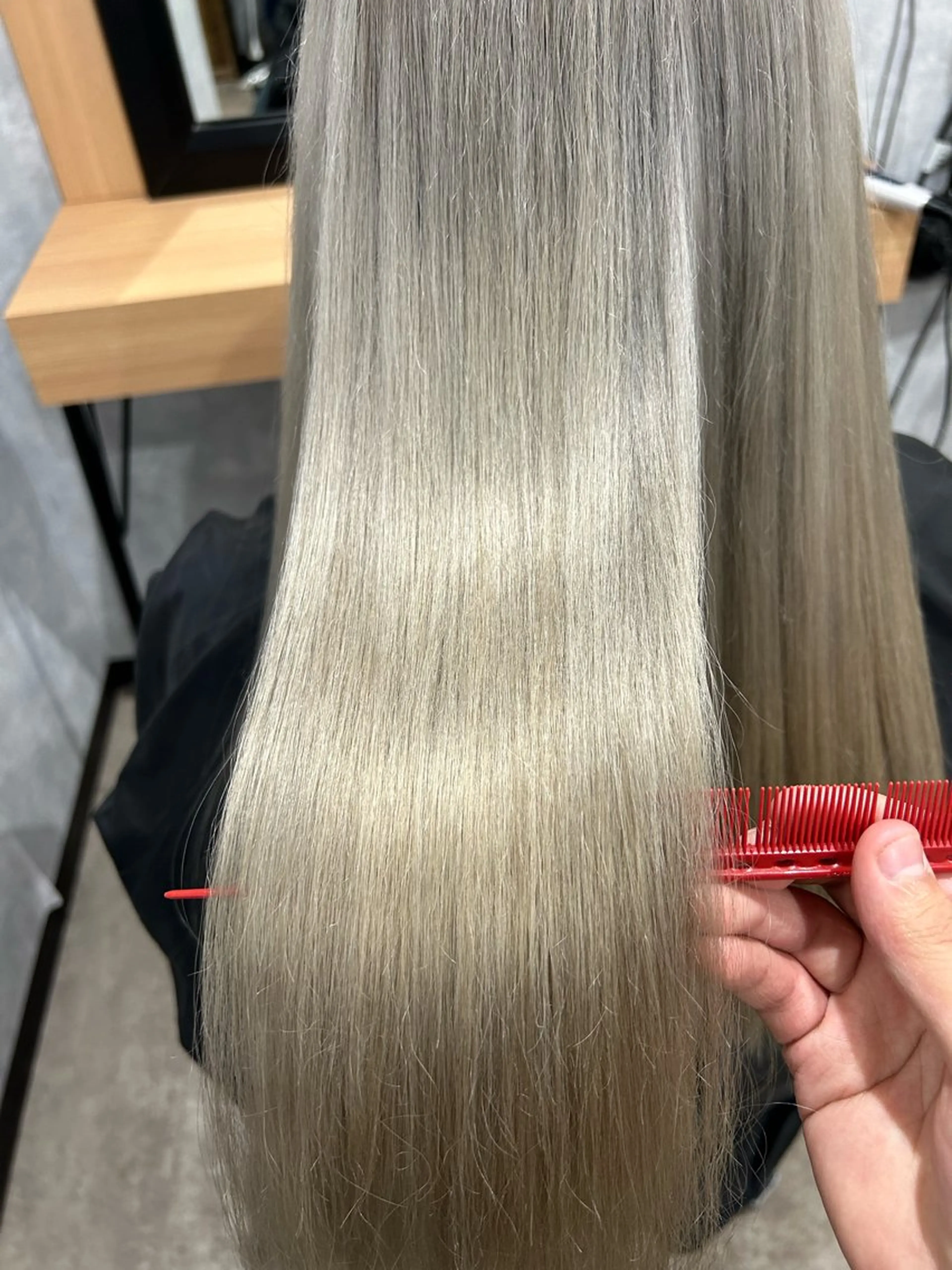 ロング 最新ケアカラー 髪質改善YUTOのヘアスタイル