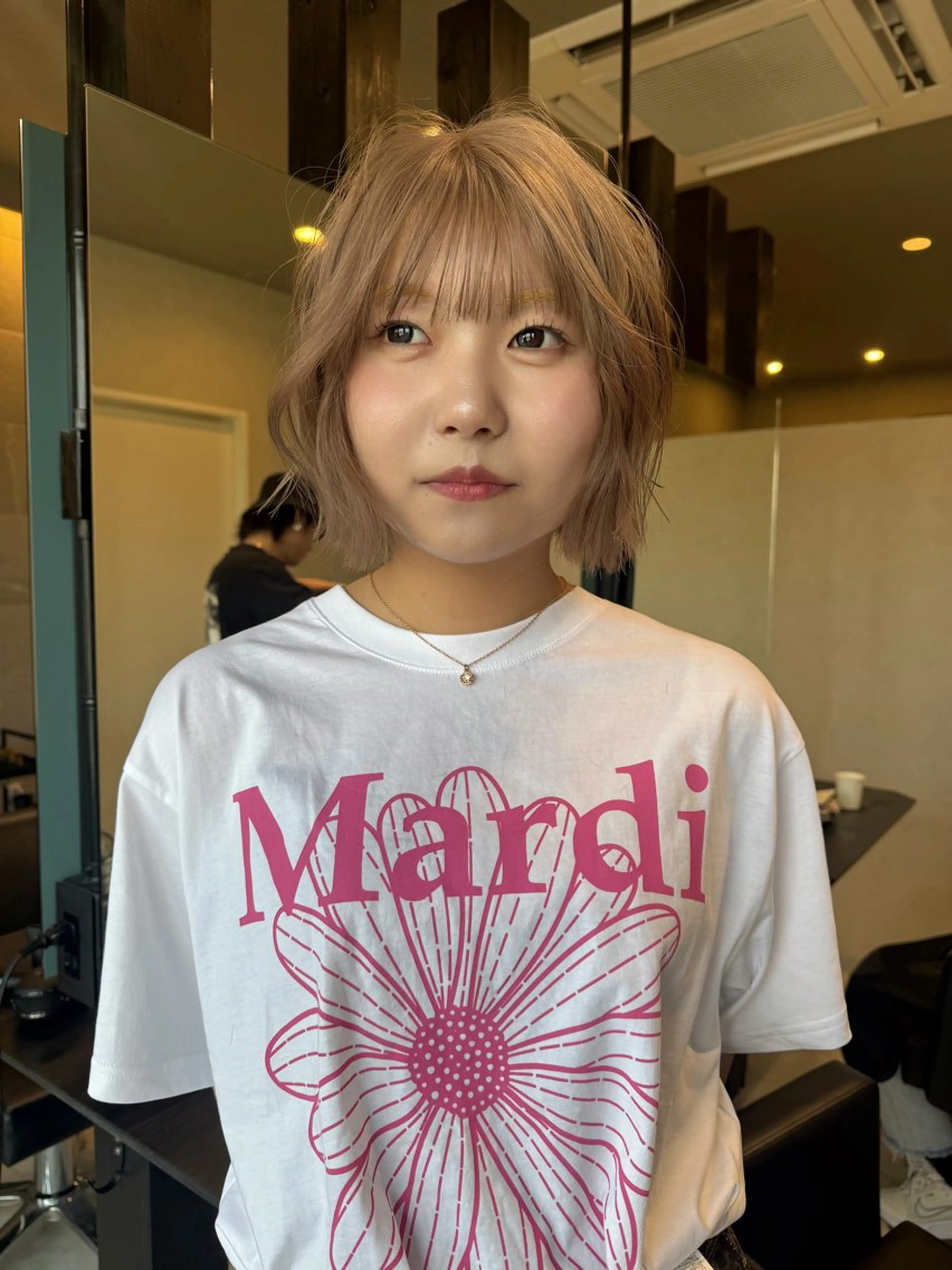 ショート カラー ベージュカラー ヘアカラー 透明カラー/レイヤー misaki °＊のヘアスタイル