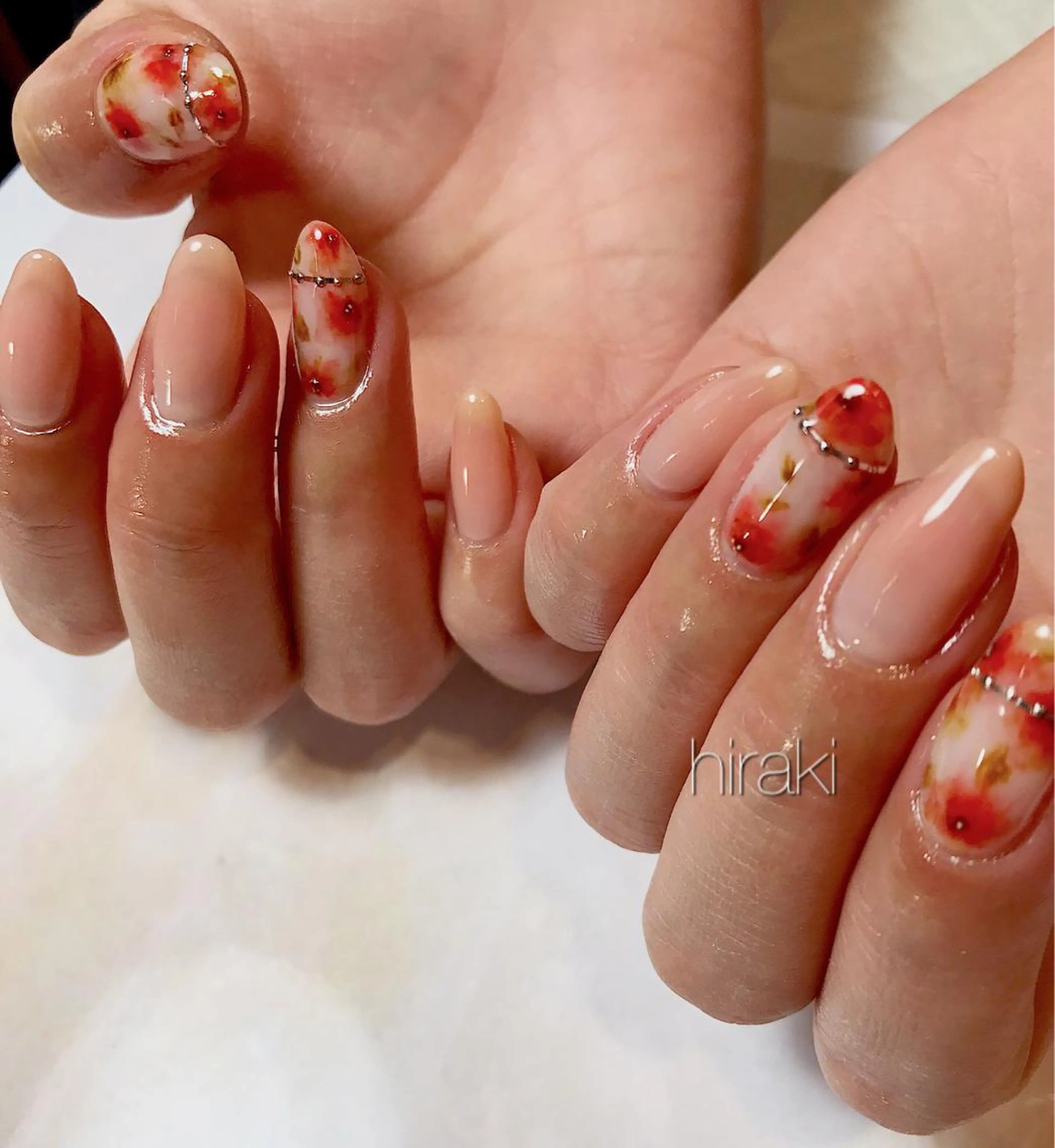 ネイル nail atelier AMBER所属・saori .の眉毛・アイブロウイメージ