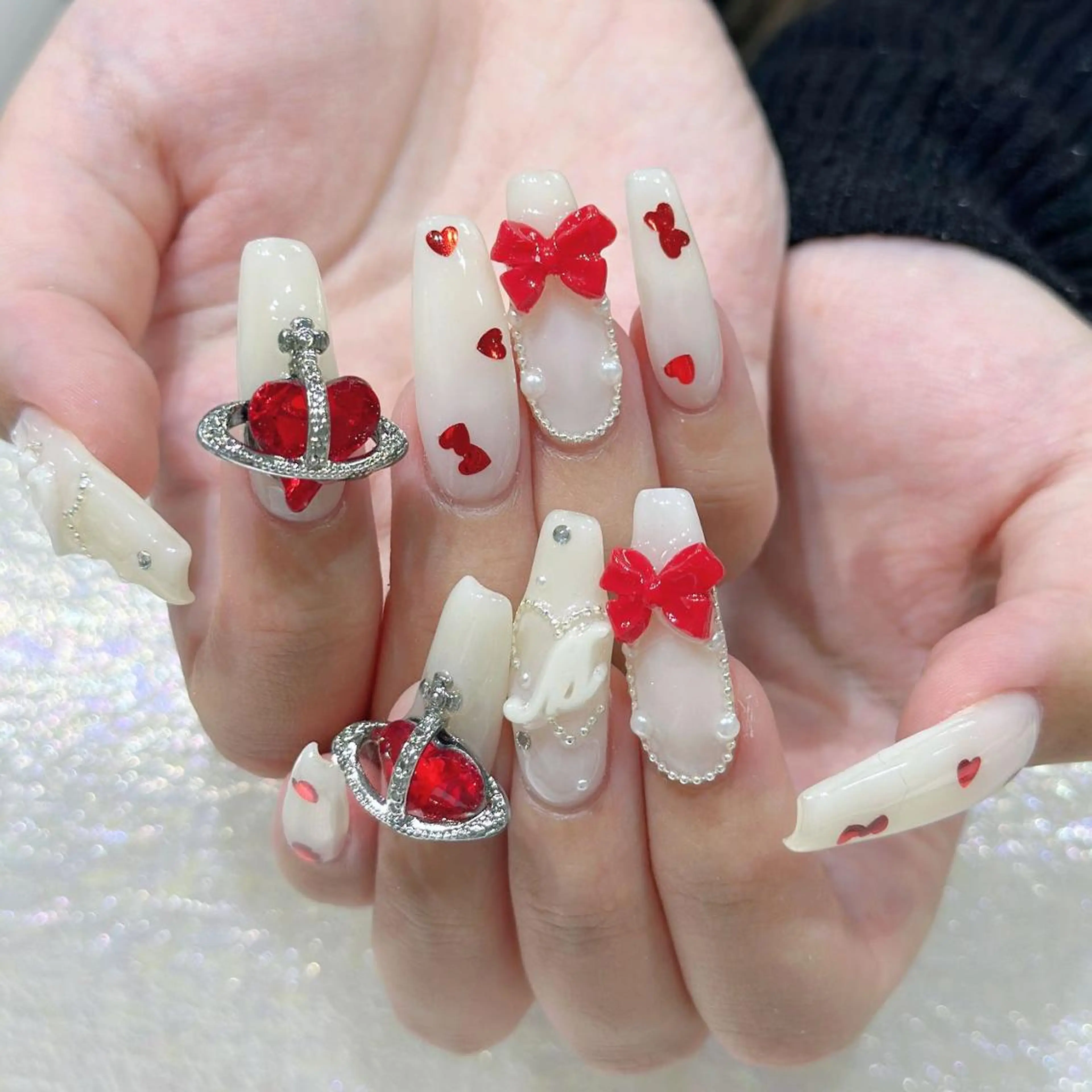 ネイル ハンドネイル Queens PUPUのネイルデザイン