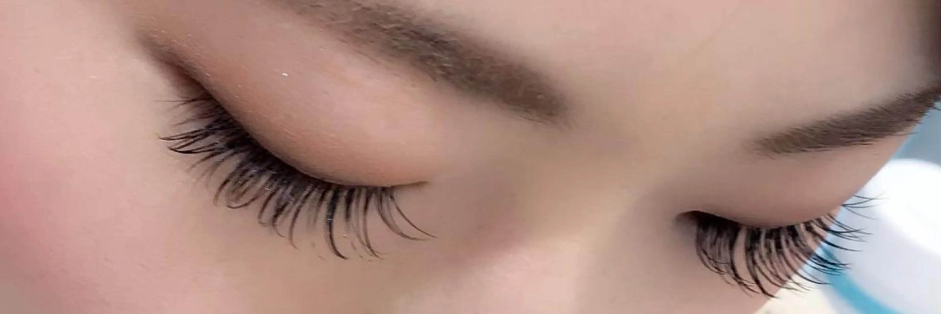 マツエク・マツパ 岡田詩織 MODE Ks松原店のヘアスタイル