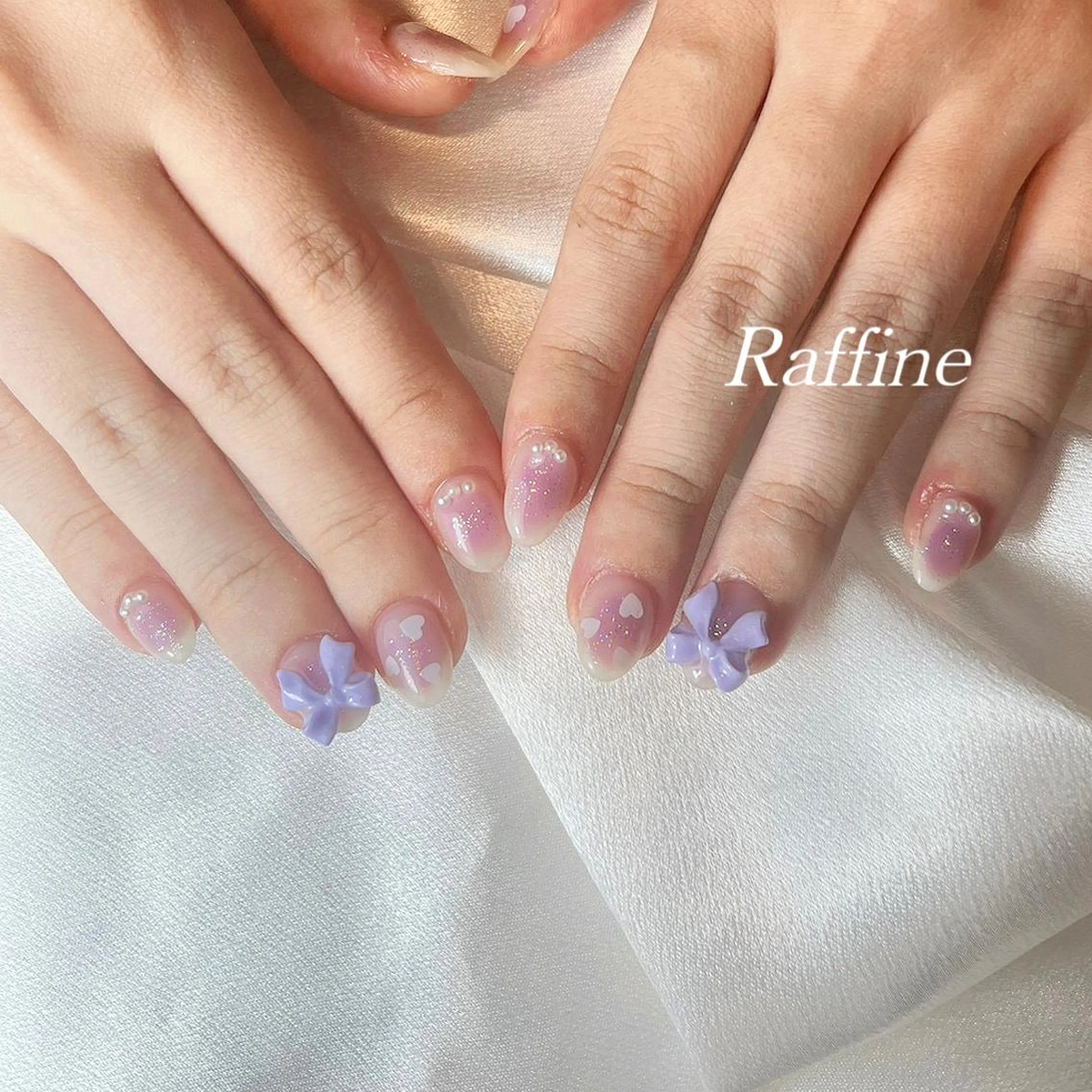 ネイル RAFFINE 月🦋🩵のネイルデザイン