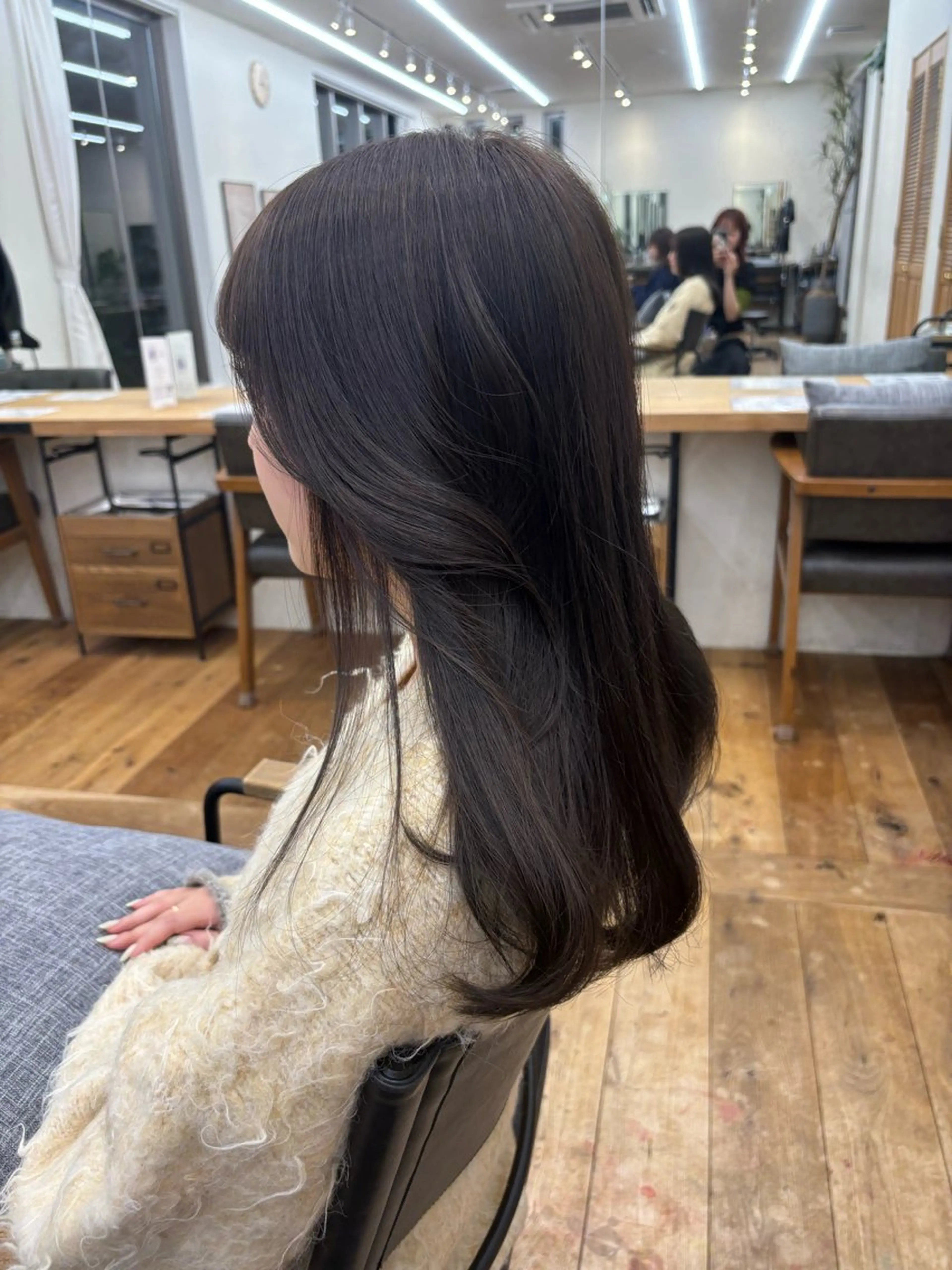 セミロング カラー アッシュ ヘアカラー トリートメント Belle 新宿店所属・🐰パーマモデル 募集中/ゆな🐰のヘアスタイル