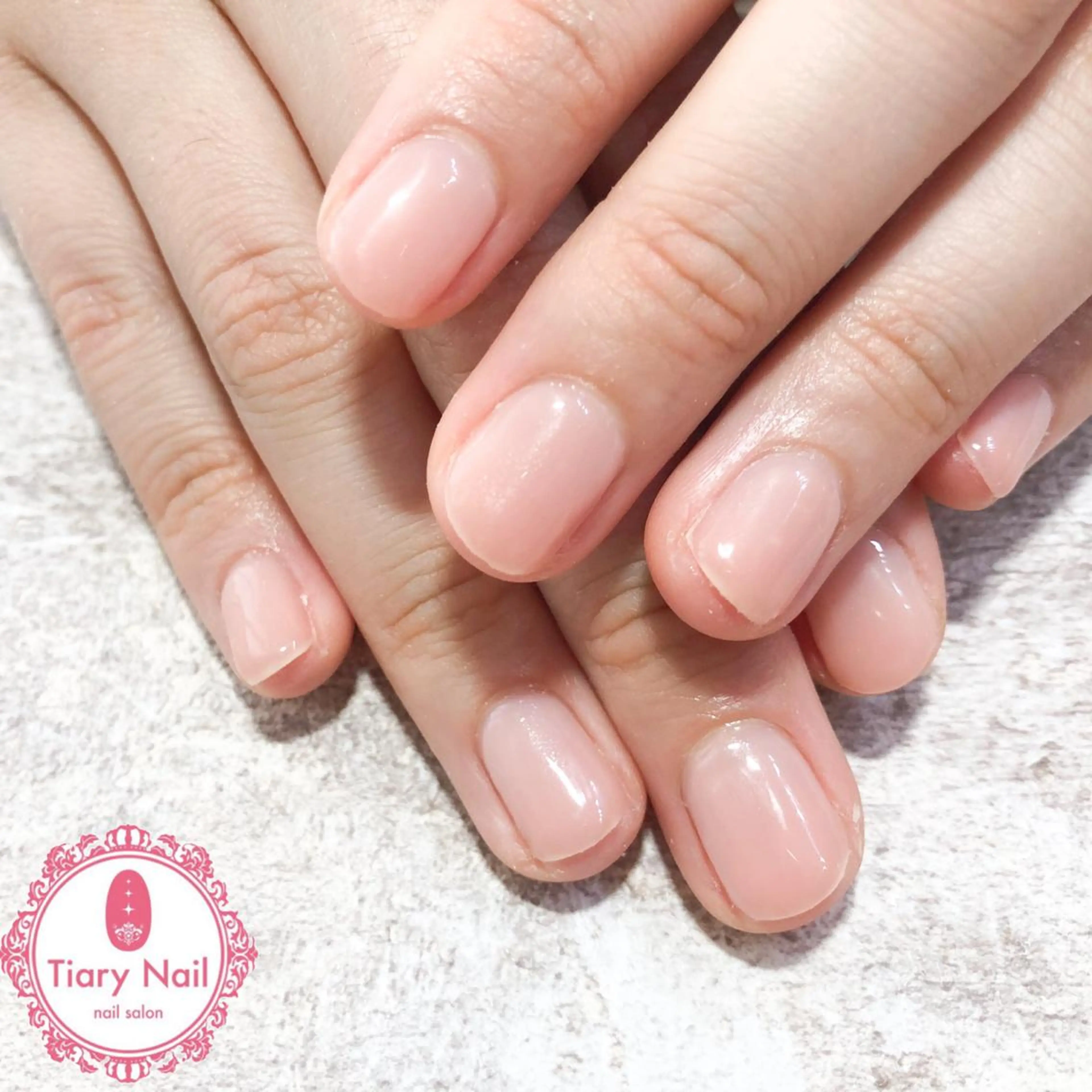 ネイル tiarynail K Kのネイルデザイン