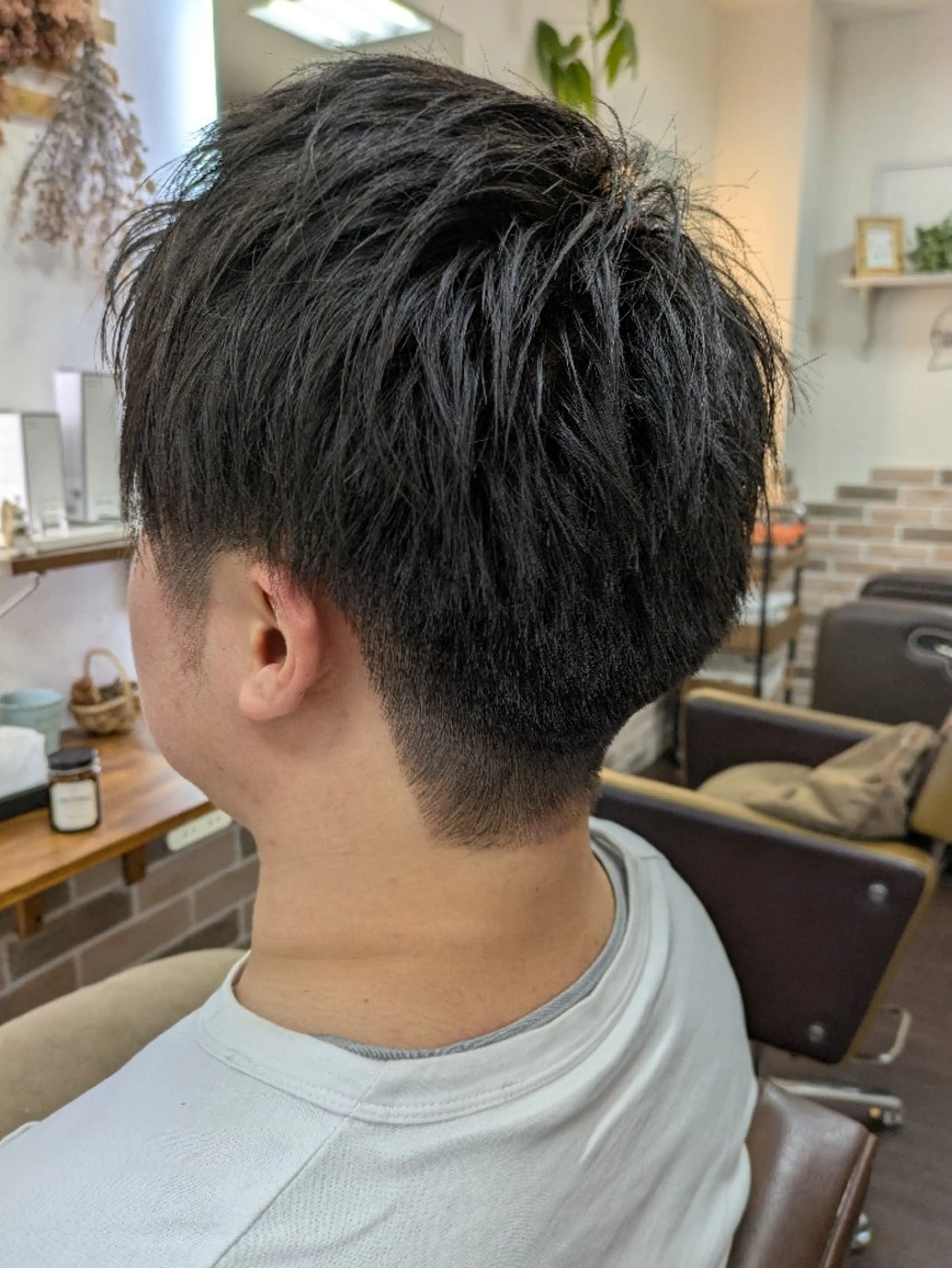 ショート メンズ ツーブロック 刈り上げ ショートヘア VIS-a-Vis 本蓮沼店所属・タカマツ アユムのヘアスタイル