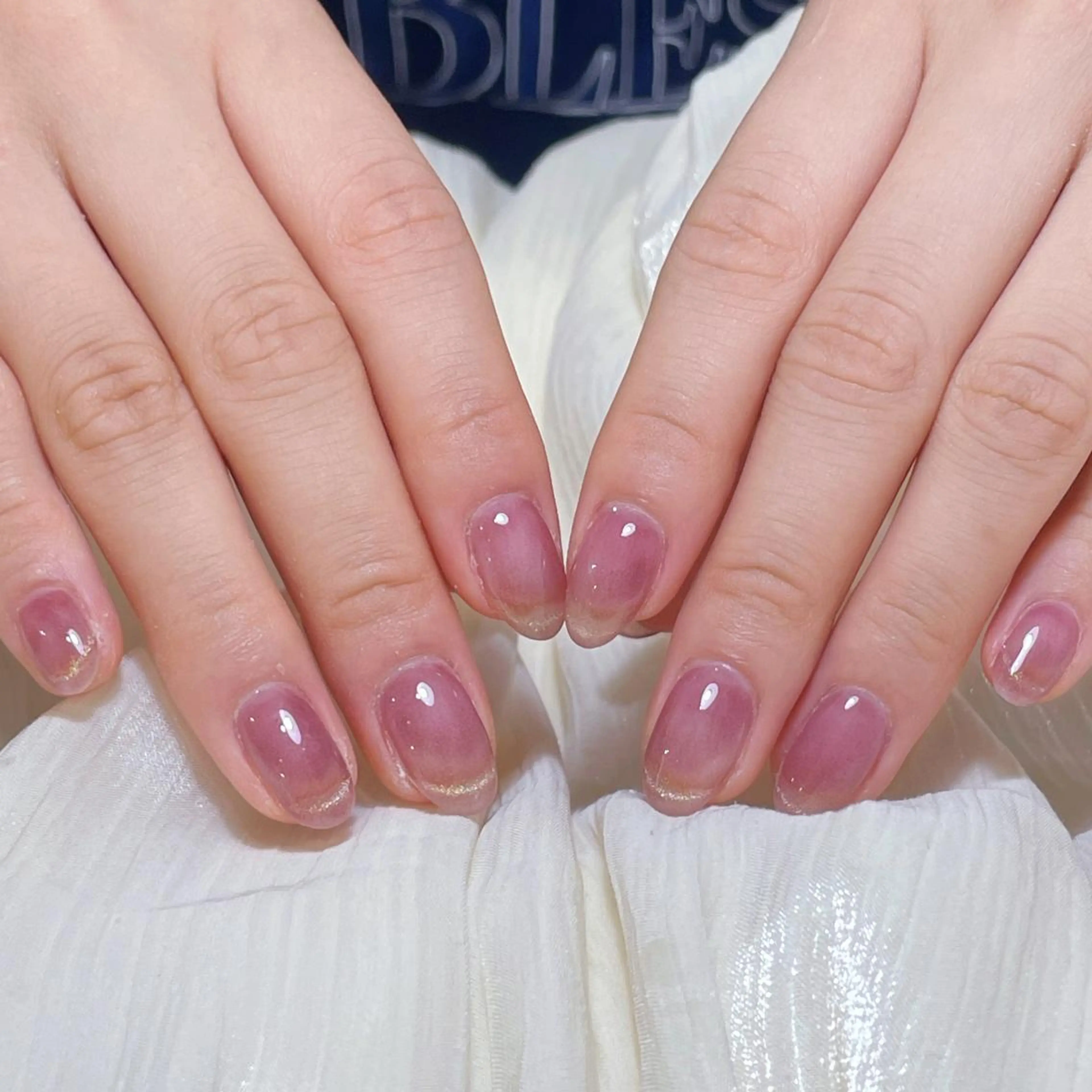 ネイル アートネイル オーロラネイル ガーリー キラキラネイル 韓国ネイル ハンドネイル DIANMOND NAIL🌸のネイルデザイン