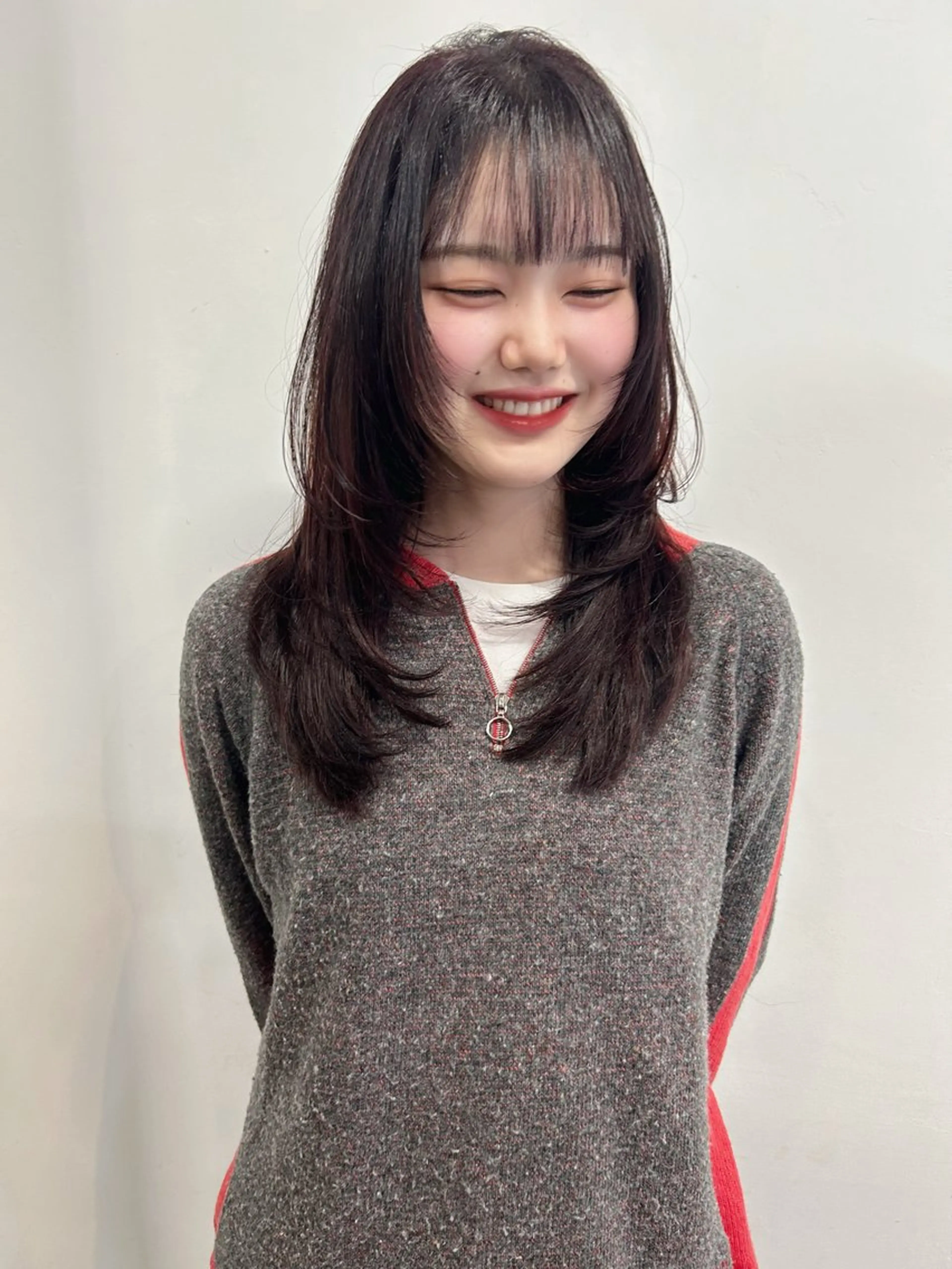 セミロング ハッシュカット 韓国風ヘア レイヤーカット カット トリートメント 韓国レイヤー/ハイ トーン/優太のヘアスタイル