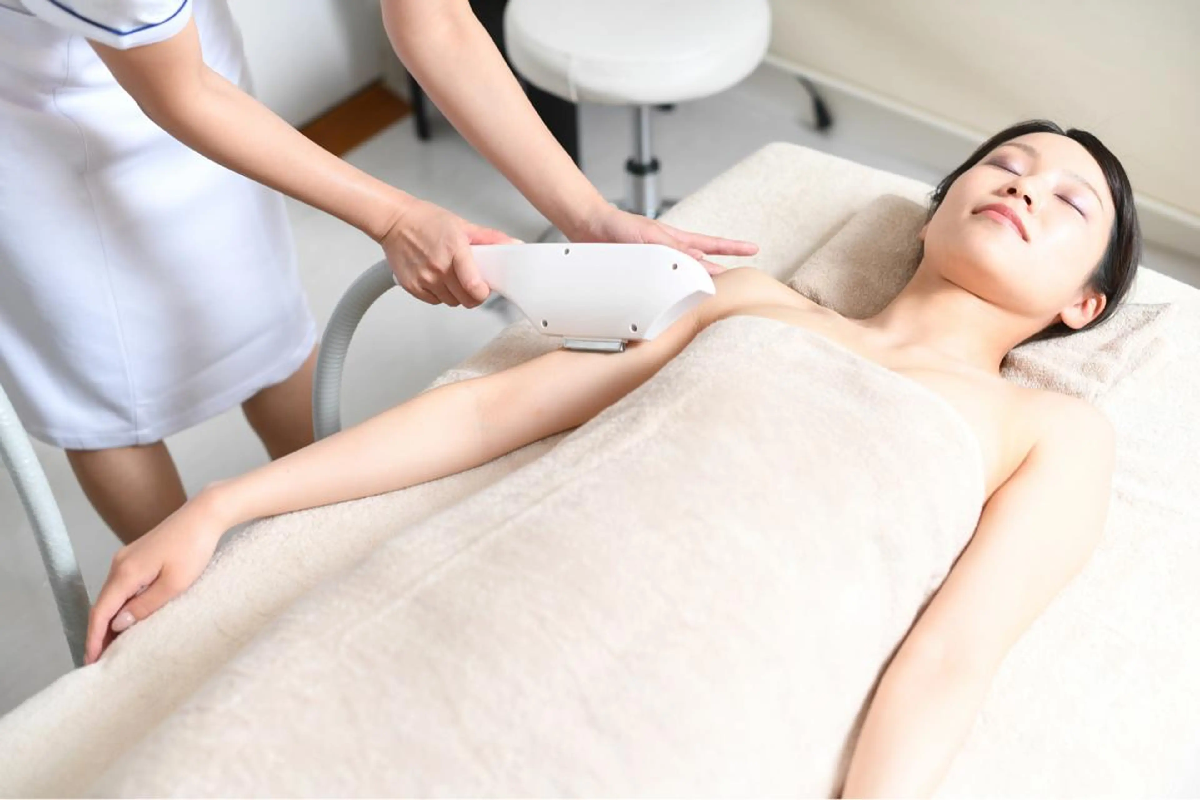 【プラズマ脱毛】 VIO つるん美肌に！◯黒ずみの無い魅せ肌へ◯痛み少ない脱毛と同時施術の写真