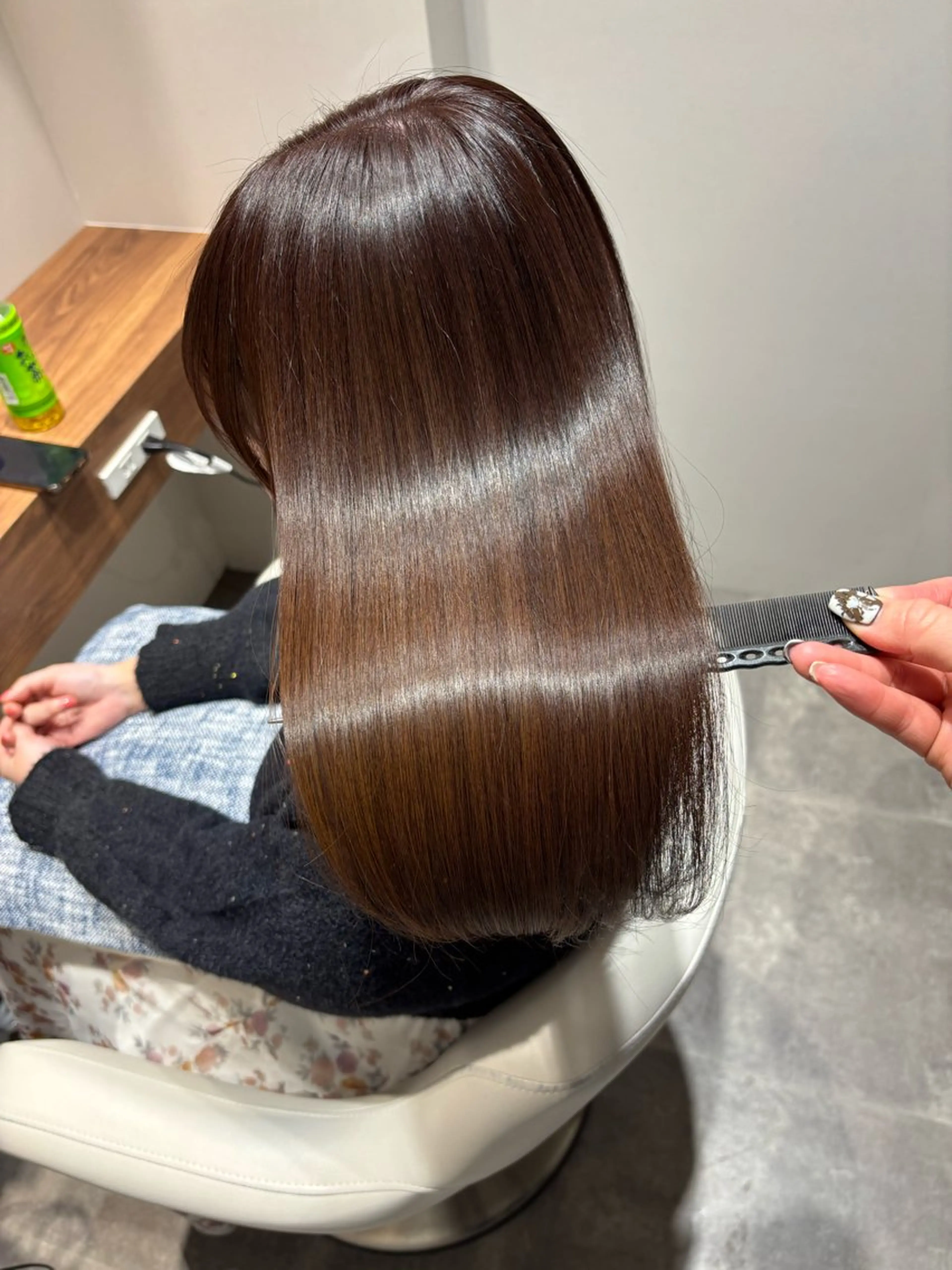 セミロング カット ヘアカラー トリートメント 美髪ヘア 🤍erikaのヘアスタイル