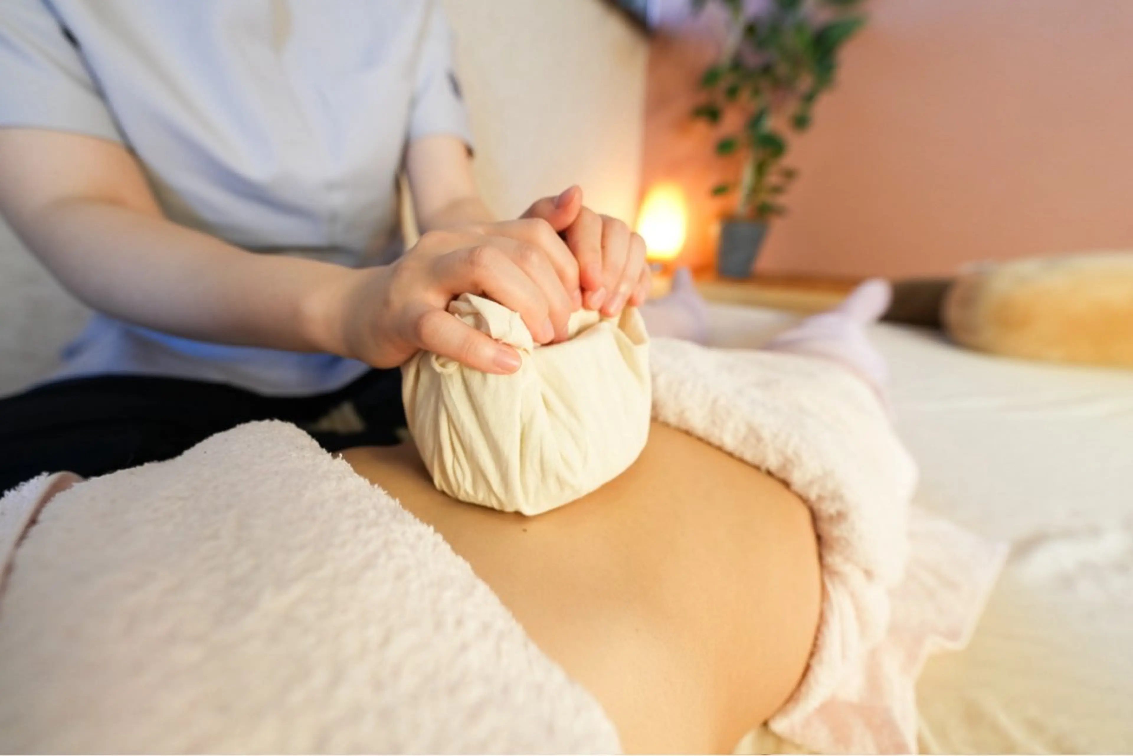 リラク Ayus  full所属・坂尻 華のエステ・リラクイメージ