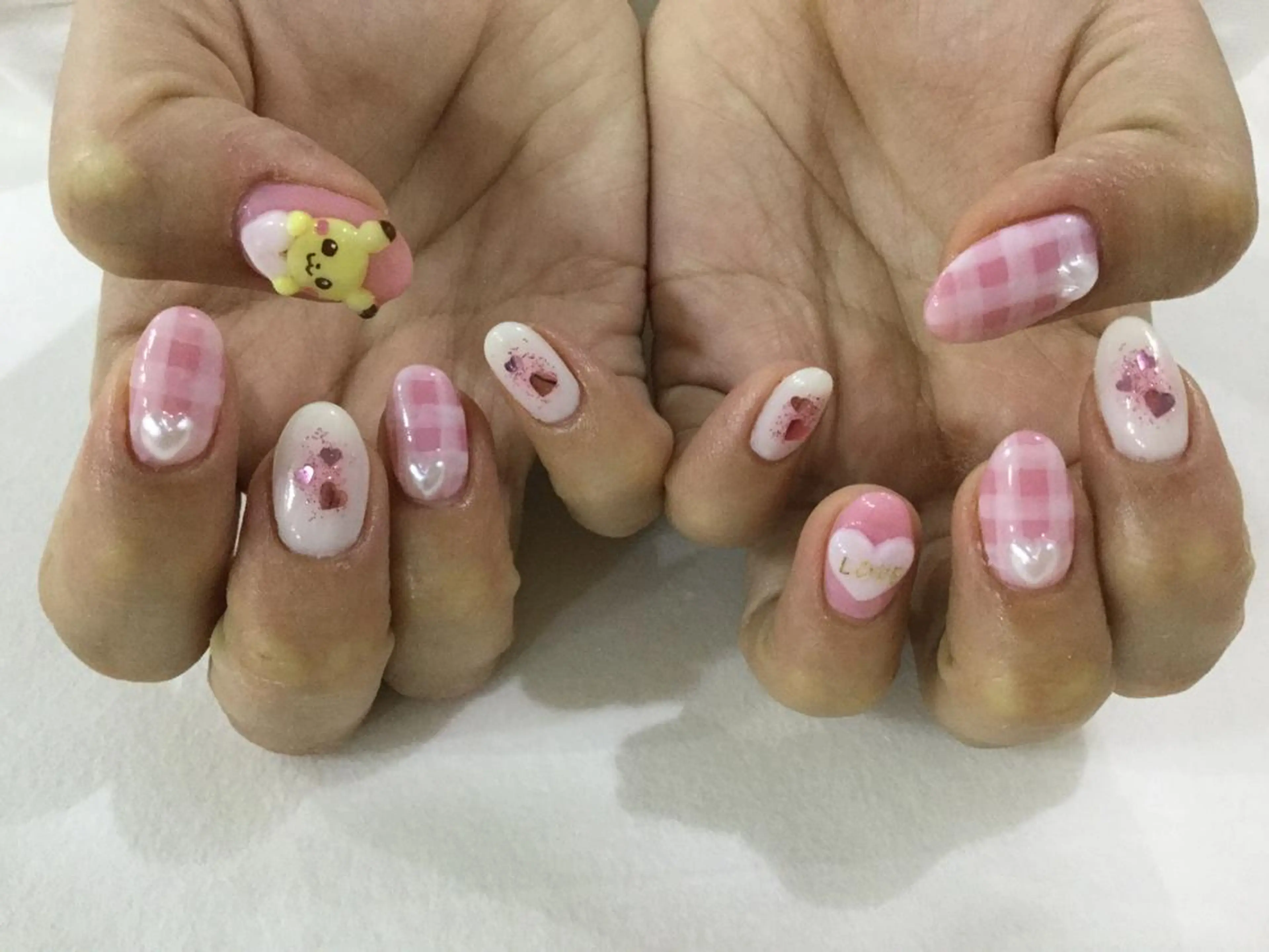 ネイル 💎🐰 saki. m 🐰💎のネイルデザイン