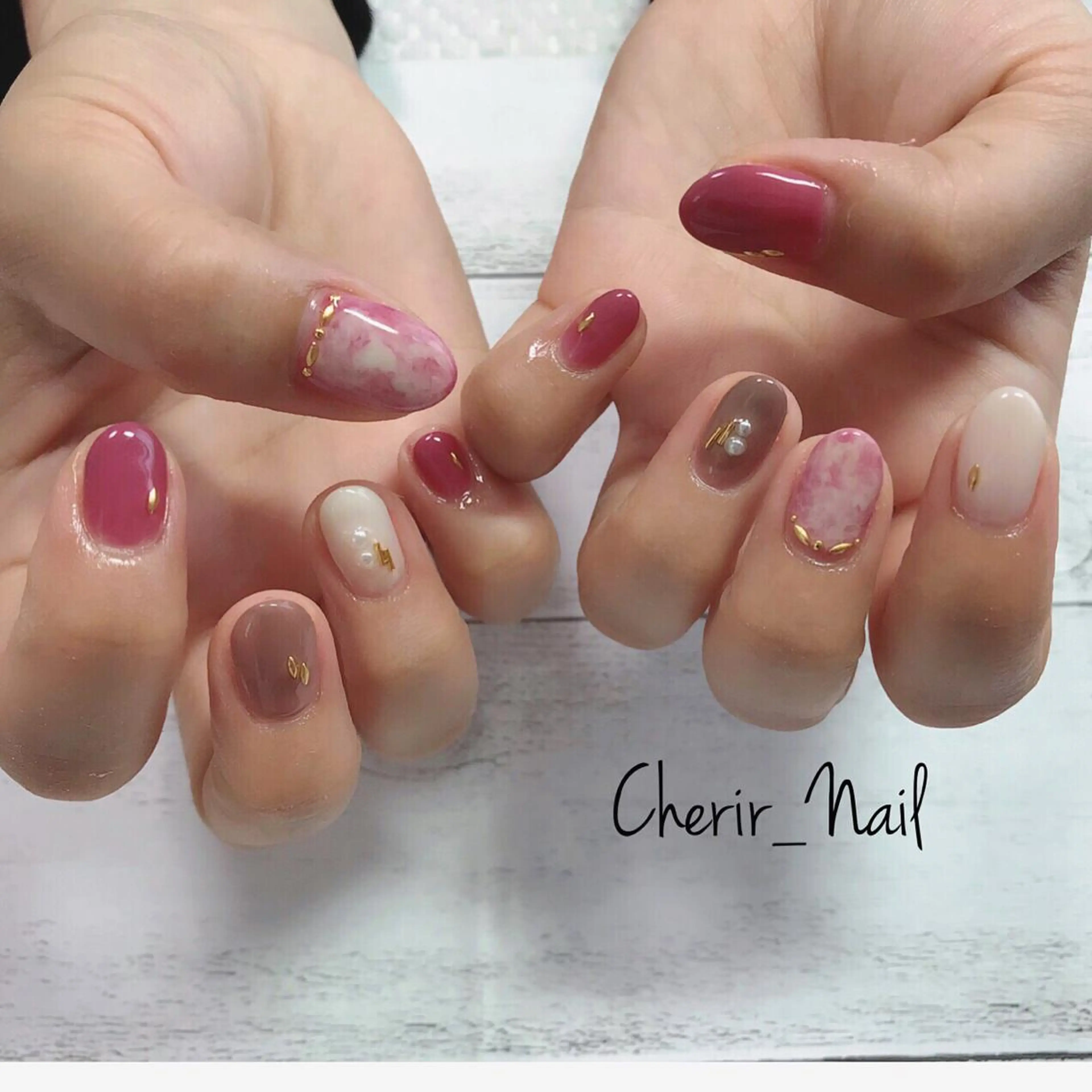 ネイル 大理石ネイル(マーブル) ニュアンスネイル ワンカラーネイル ピンク 春ネイル Cherirnail kaoriのネイルデザイン