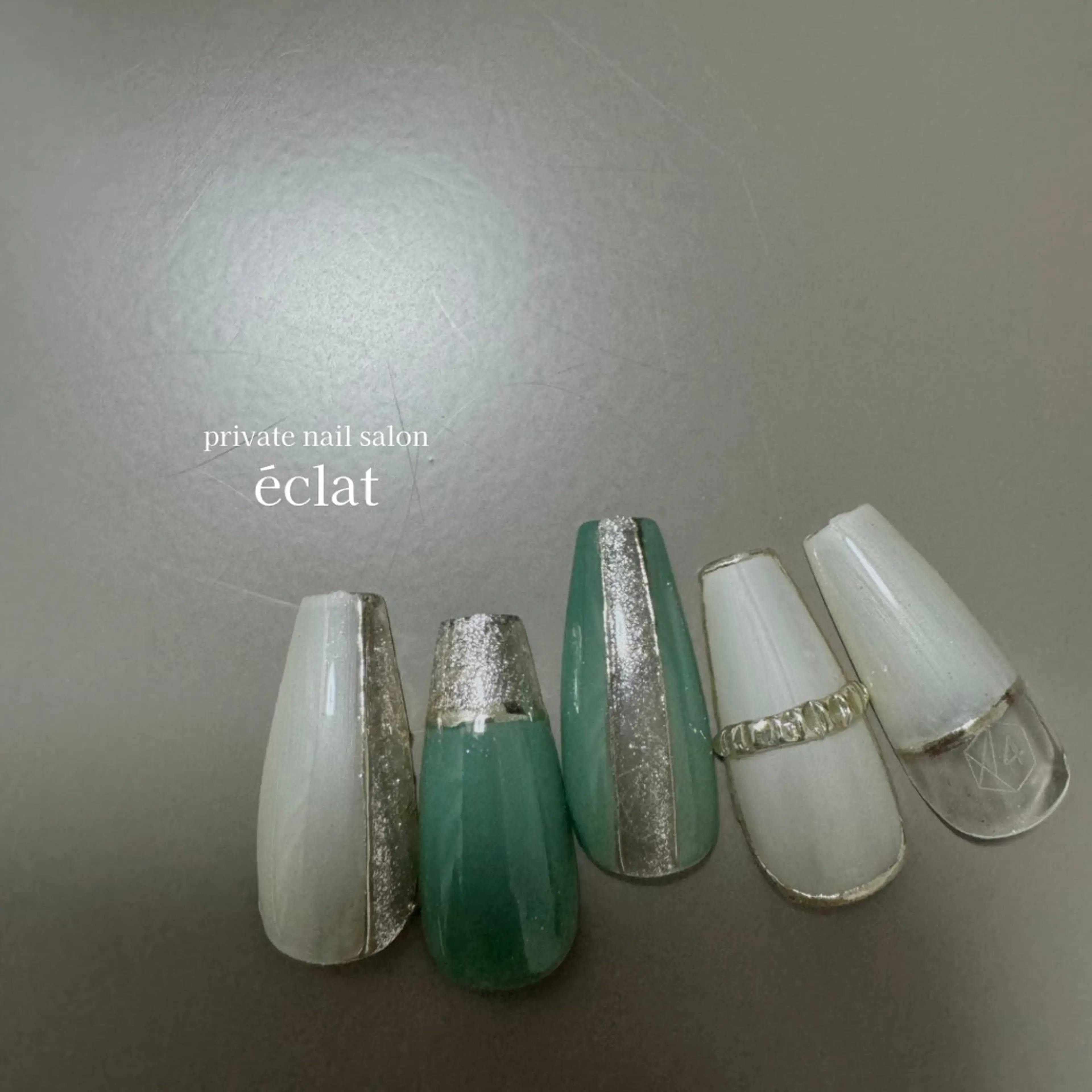 ネイル ニュアンスネイル 春ネイル nailsalon éclatのネイルデザイン