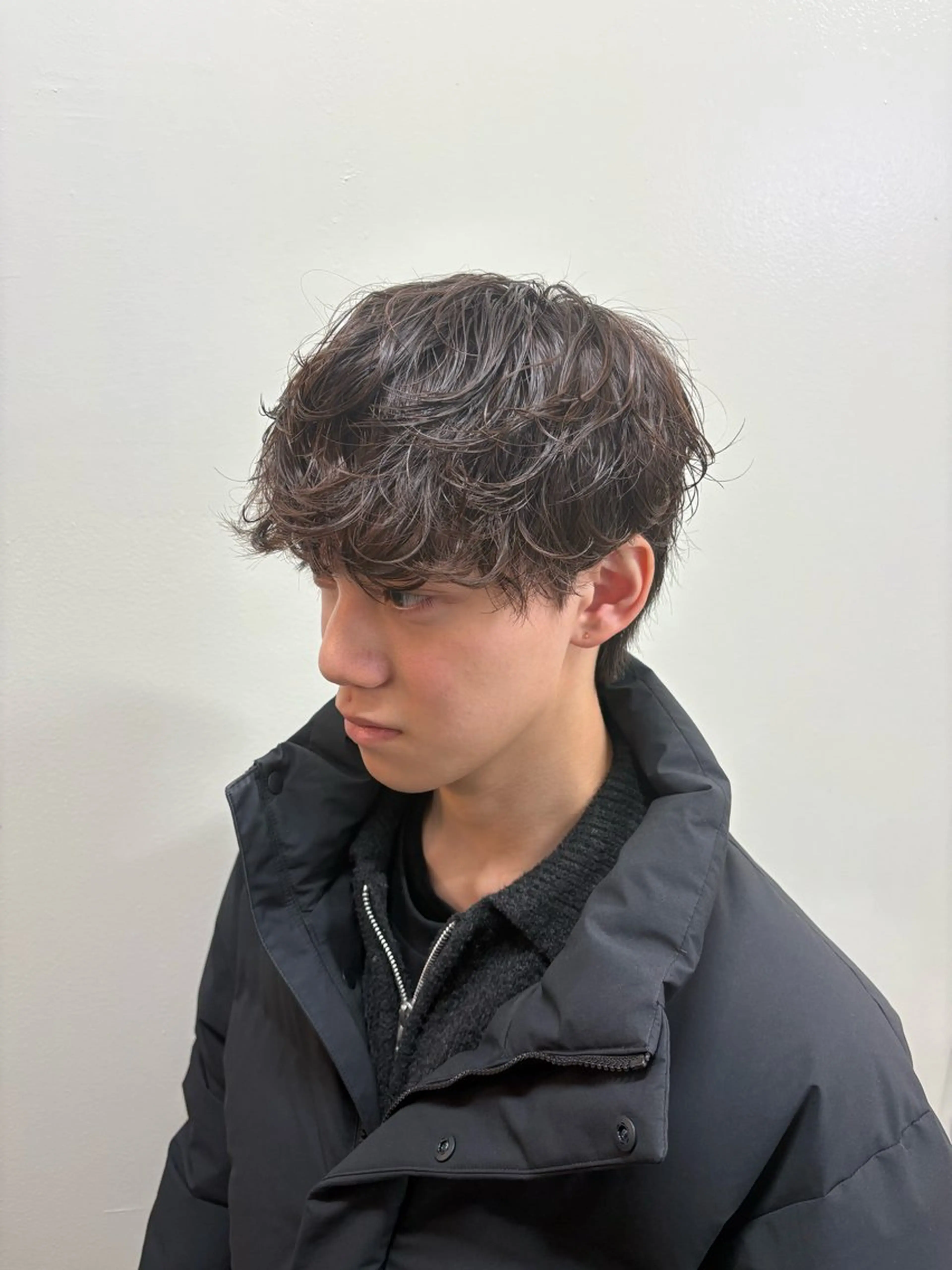 ショート パーマ メンズ メンズ韓国風 メンズパーマ 韓国風ヘア カット パーマ 韓国風メンズ/毛流れ ヘアなら須田龍世のヘアスタイル