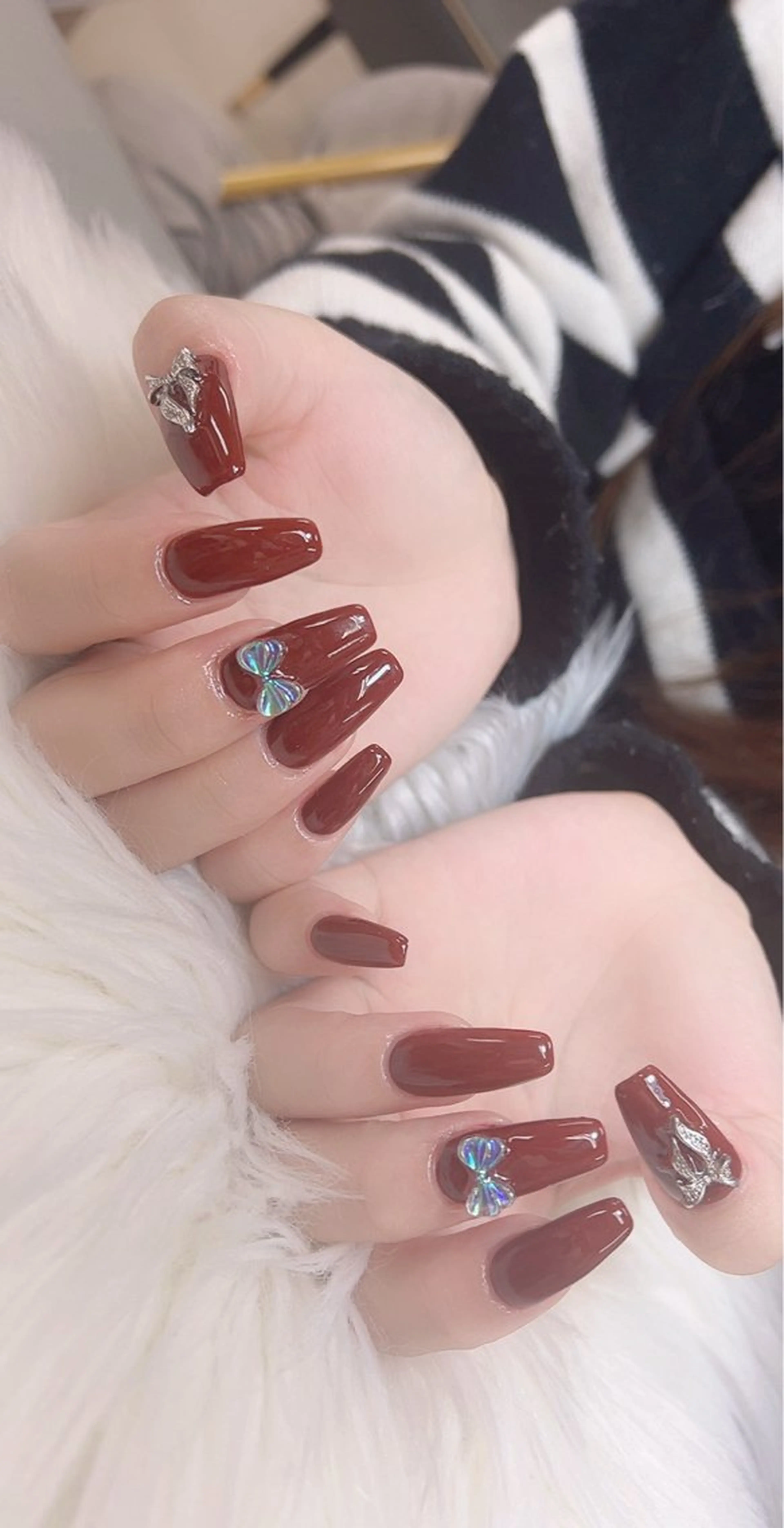 ネイル ハンドネイル 佐藤 依娜のネイルデザイン