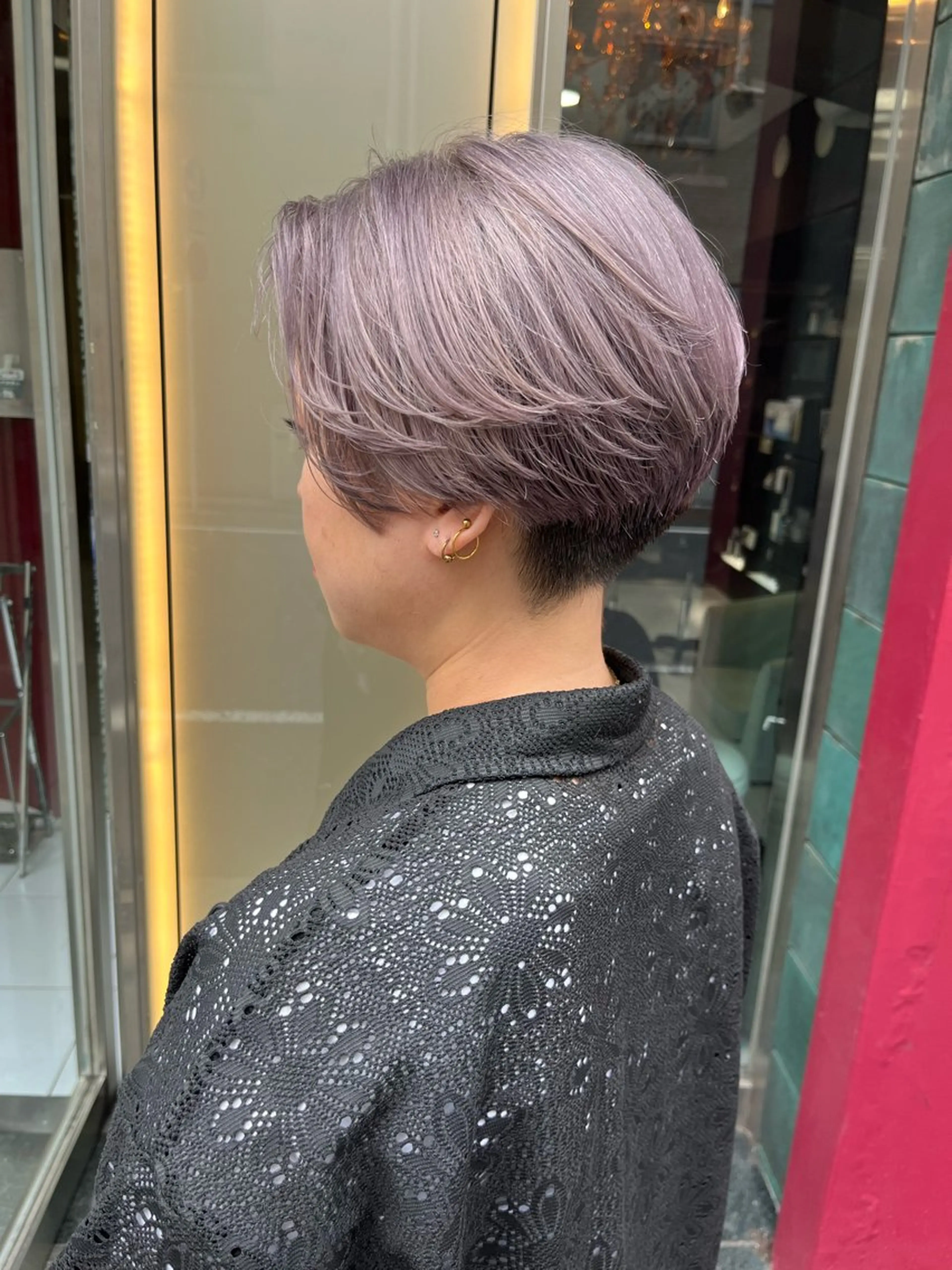 ショート カラー Eleanor立川北口所属・🦋YUI 髪質改善 ブリーチ　着付け🦋のヘアスタイル