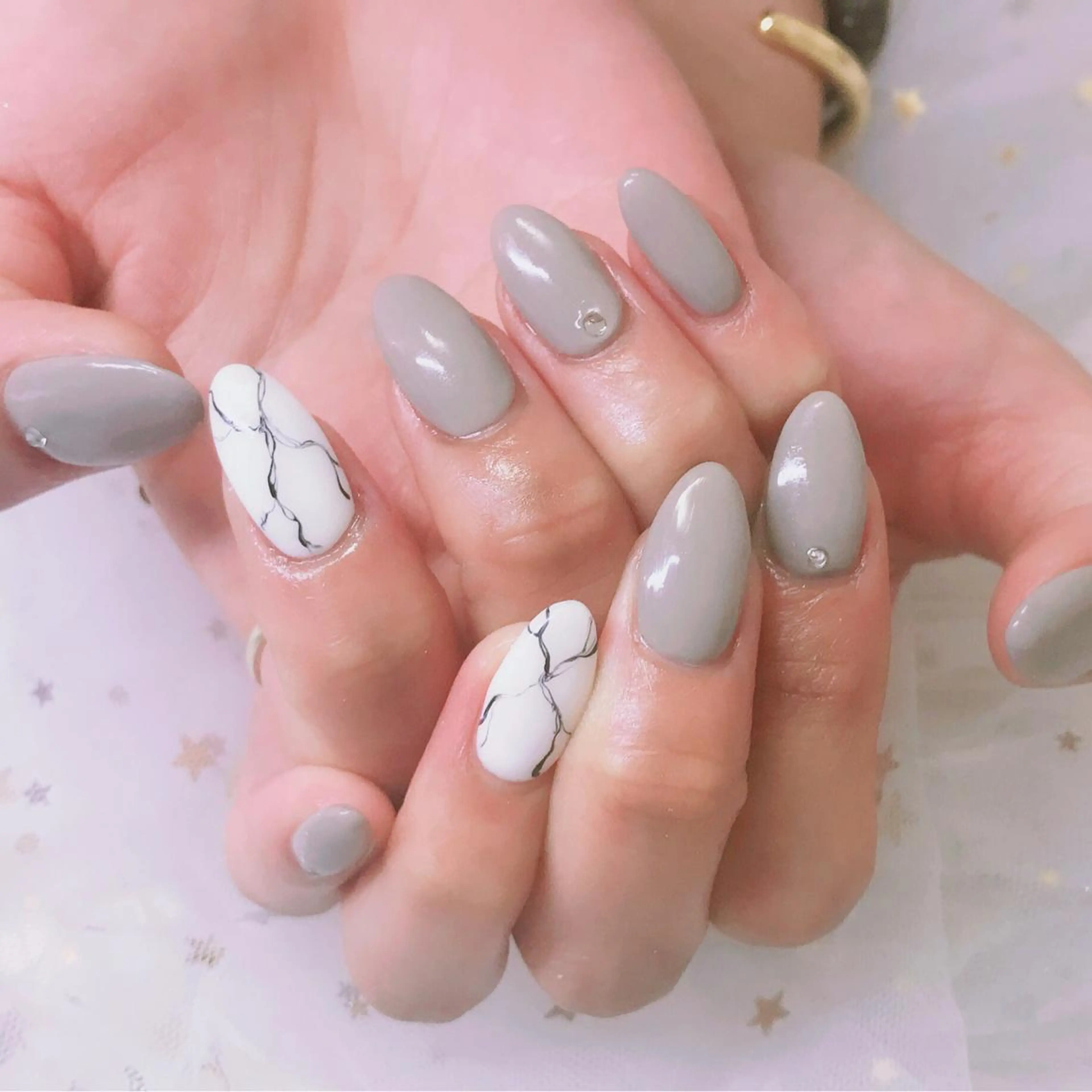 カラー ネイル Q Free nailsのネイルデザイン