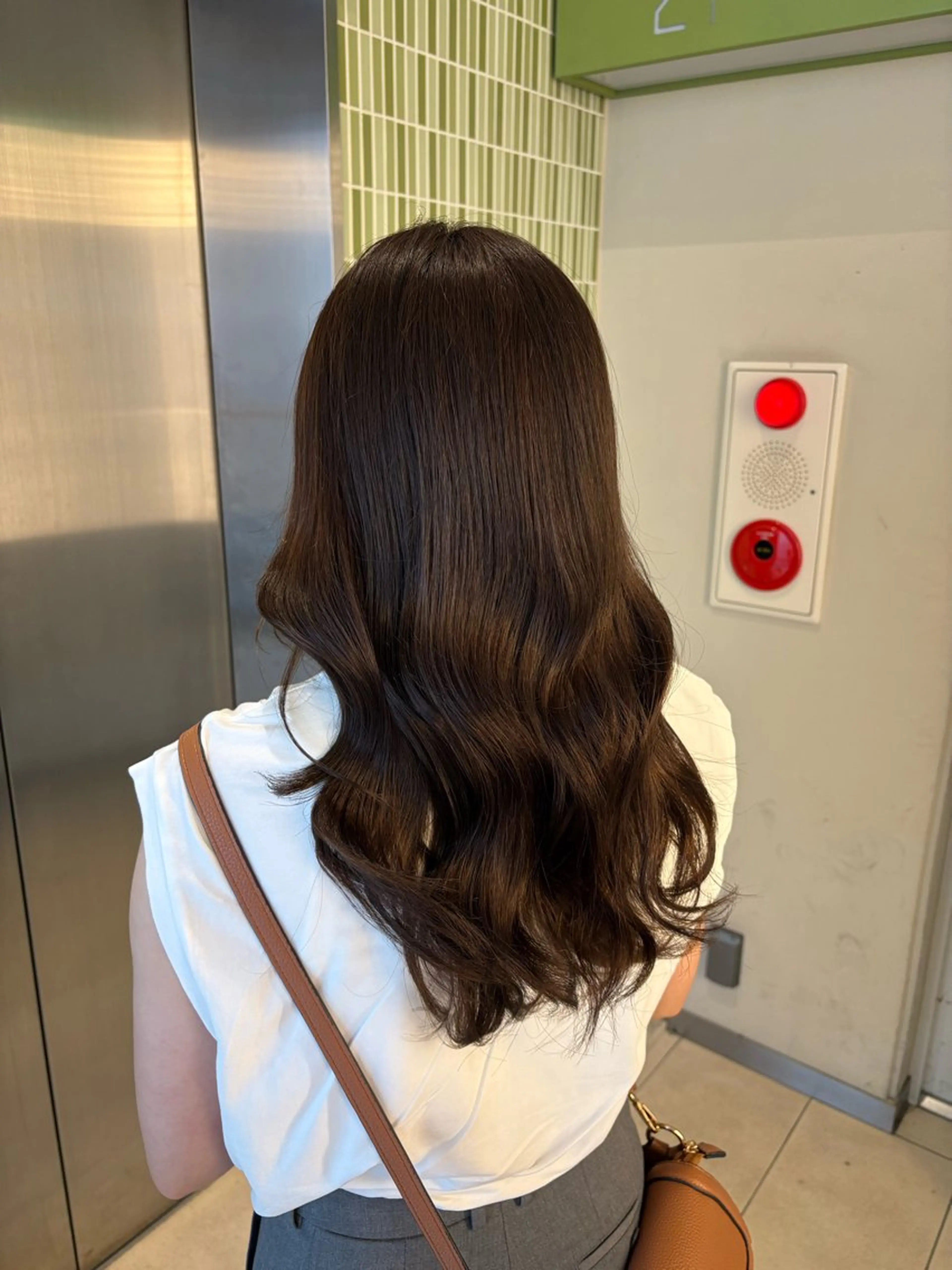 セミロング .AIRI🌼 暖色/ぱつっとぼぶのヘアスタイル