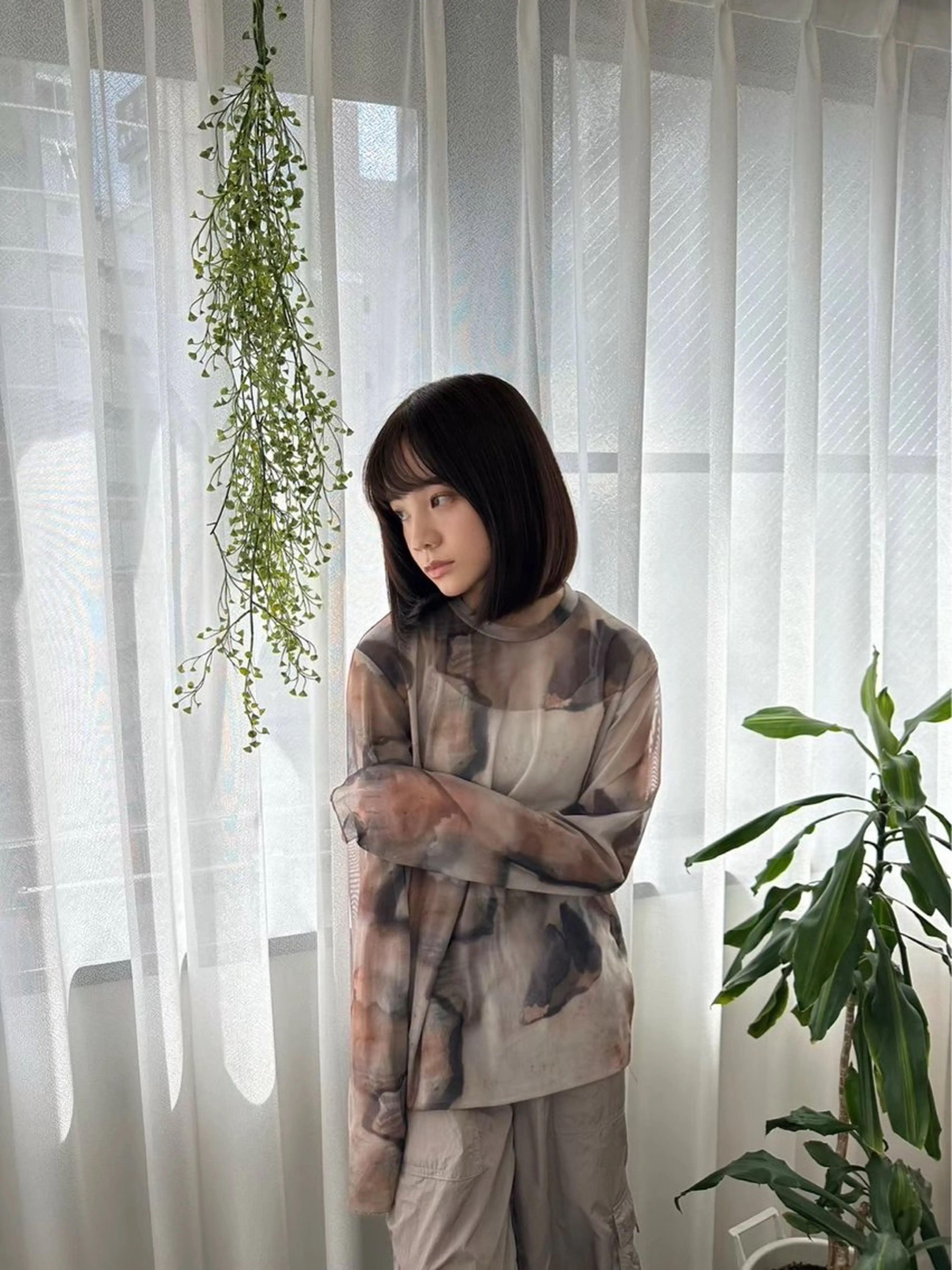 ミディアム カット ヘアカラー トリートメント RAISE by_WHITEのヘアスタイル