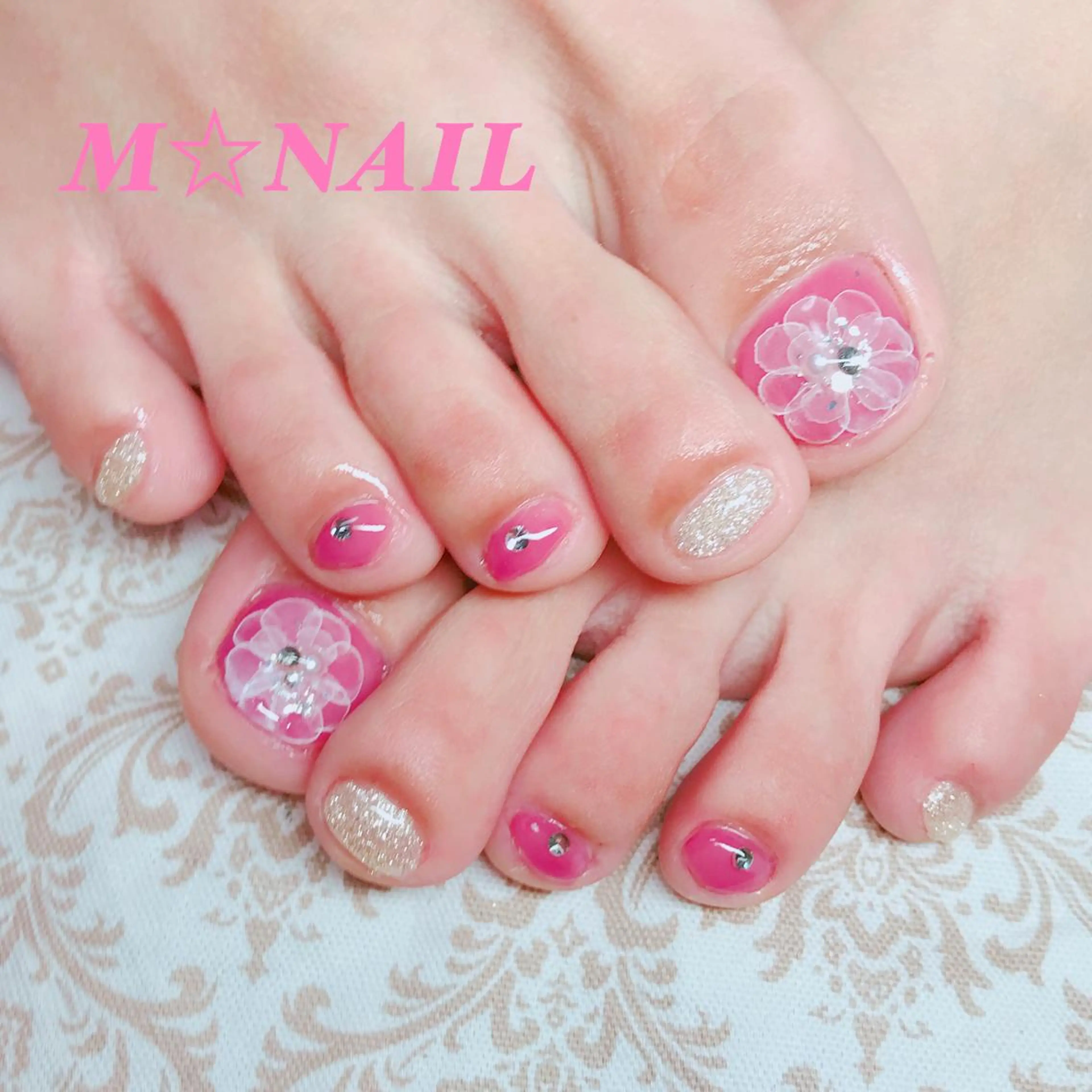 ネイル アートネイル フラワーネイル COCO+所属・COCO +のエステ・リラクイメージ