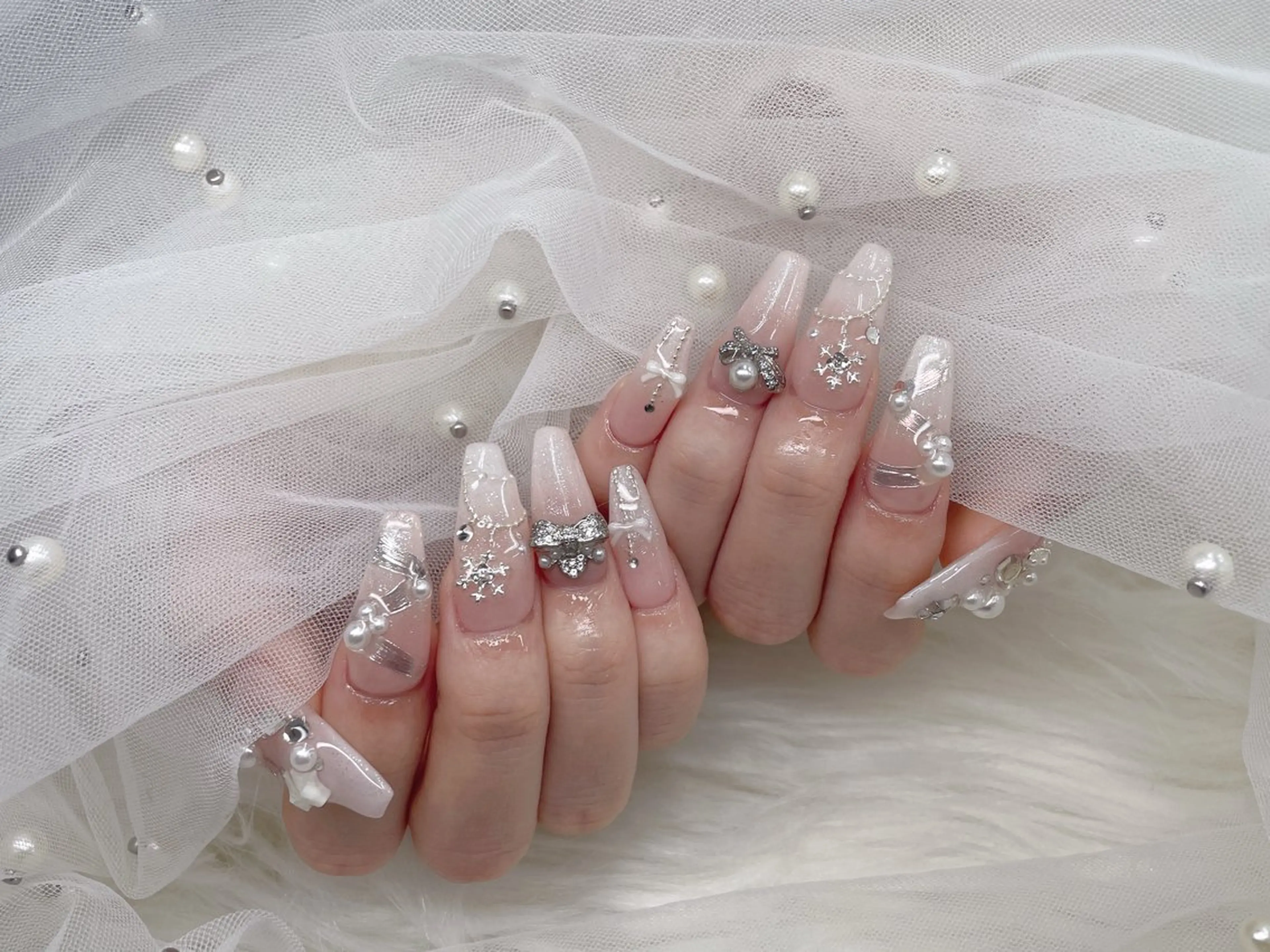 ネイル 冬ネイル クリスマス ハンドネイル ♡tener♡ YURINEのネイルデザイン