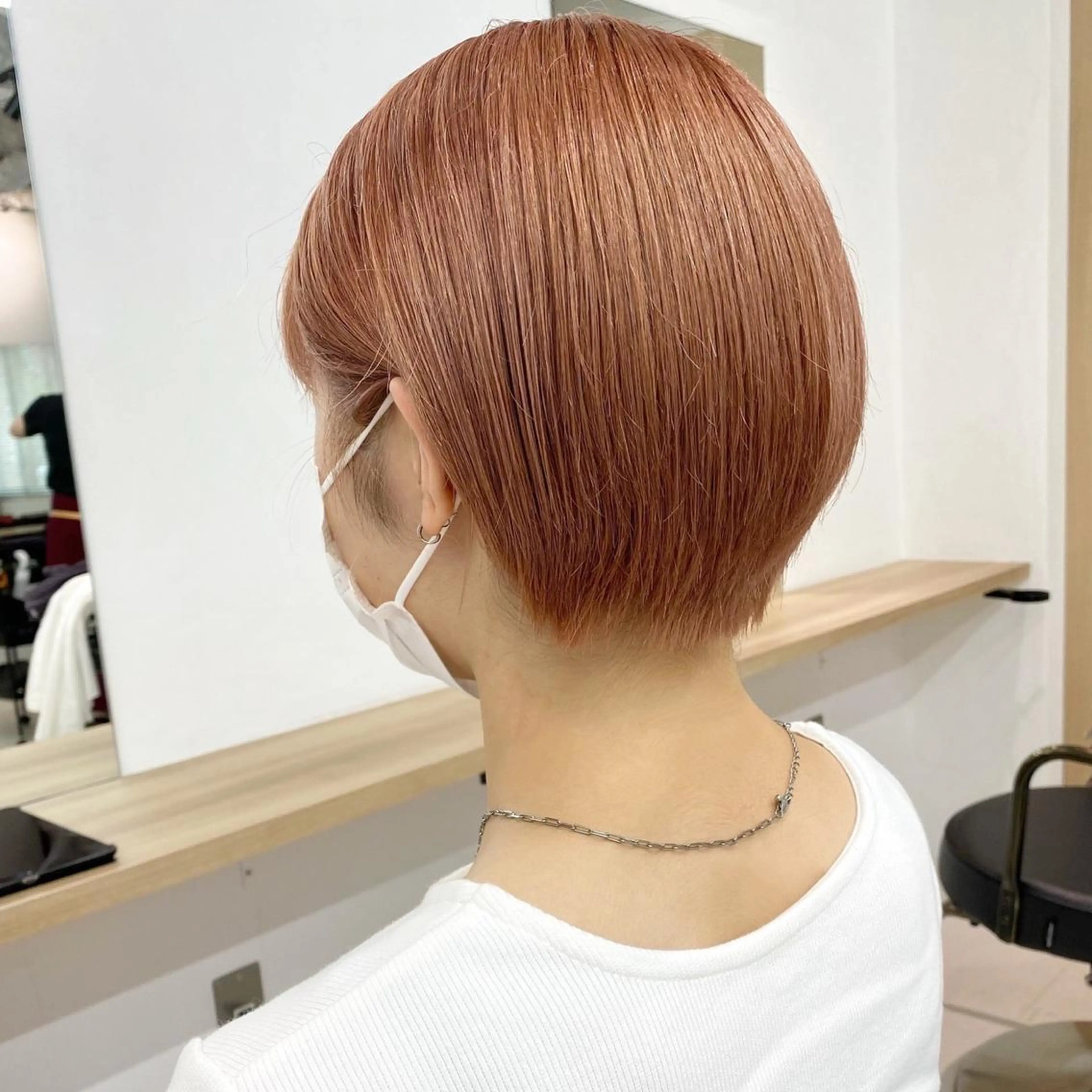 ショート lar 立川南口所属・砂岡 里奈のヘアスタイル