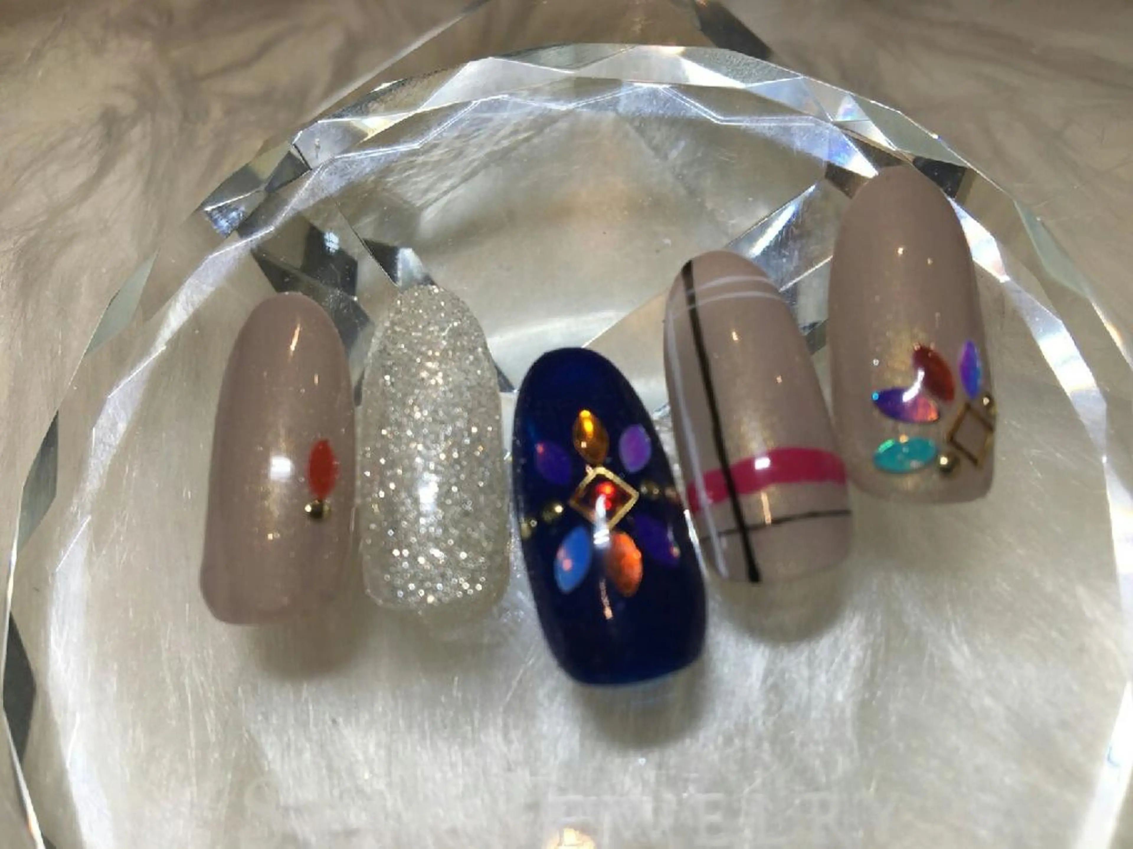 ネイル ティーエヌ 金山駅東口店のネイルデザイン