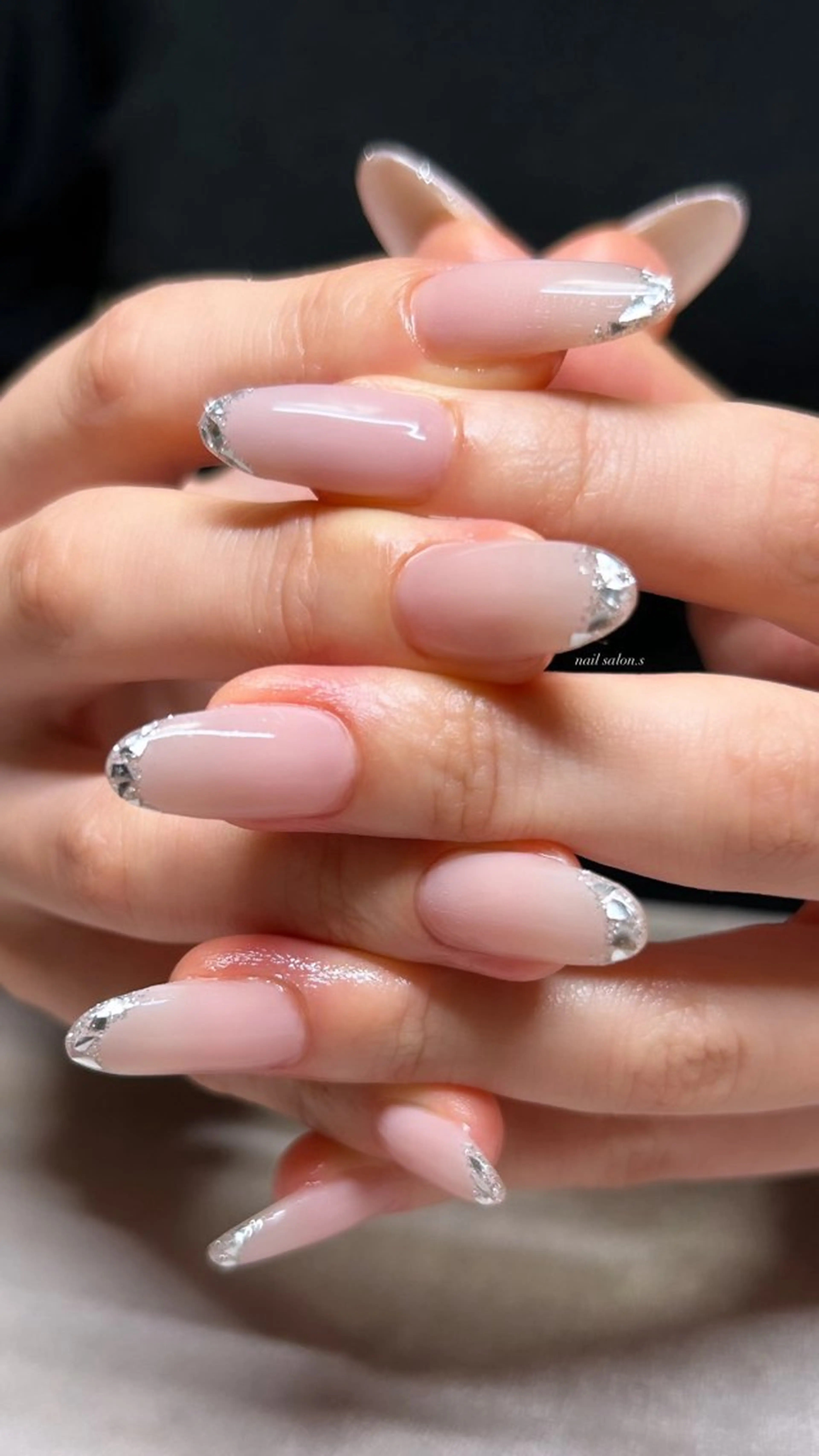 ネイル 関山 志乃のネイルデザイン