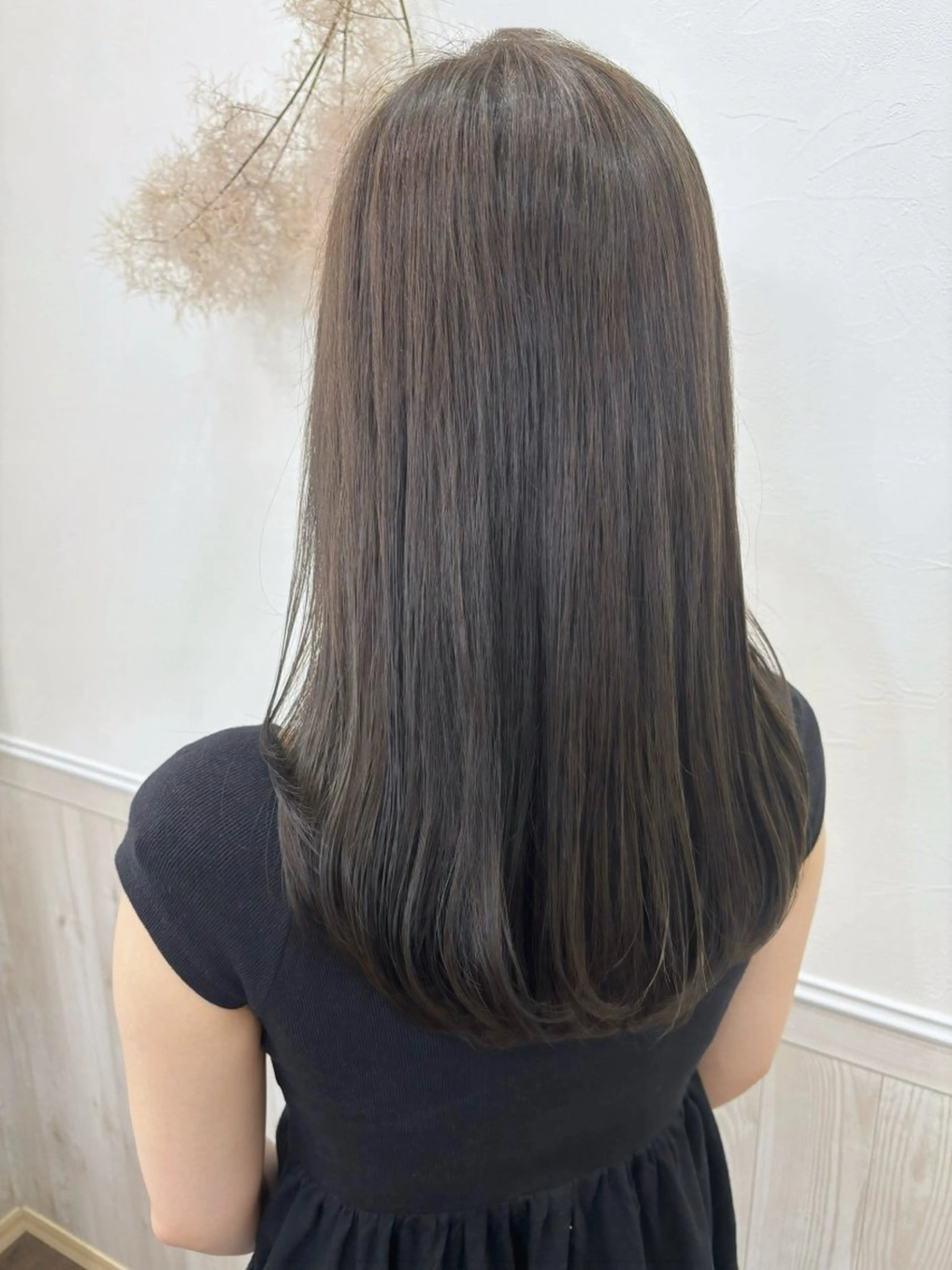 セミロング カット ヘアカラー トリートメント Nuku.所属・s. satsukiのヘアスタイル