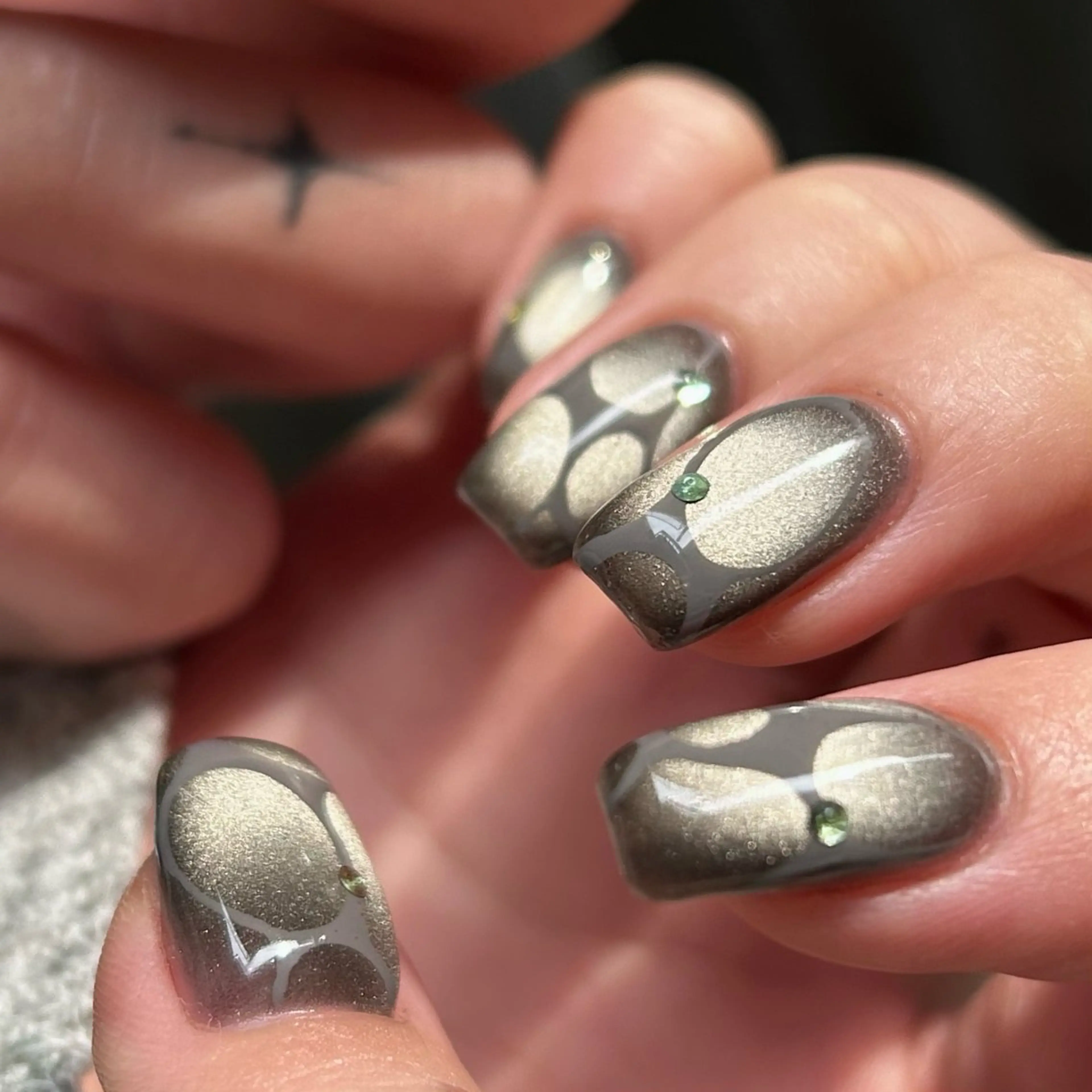 ネイル ayumi / Manonのネイルデザイン