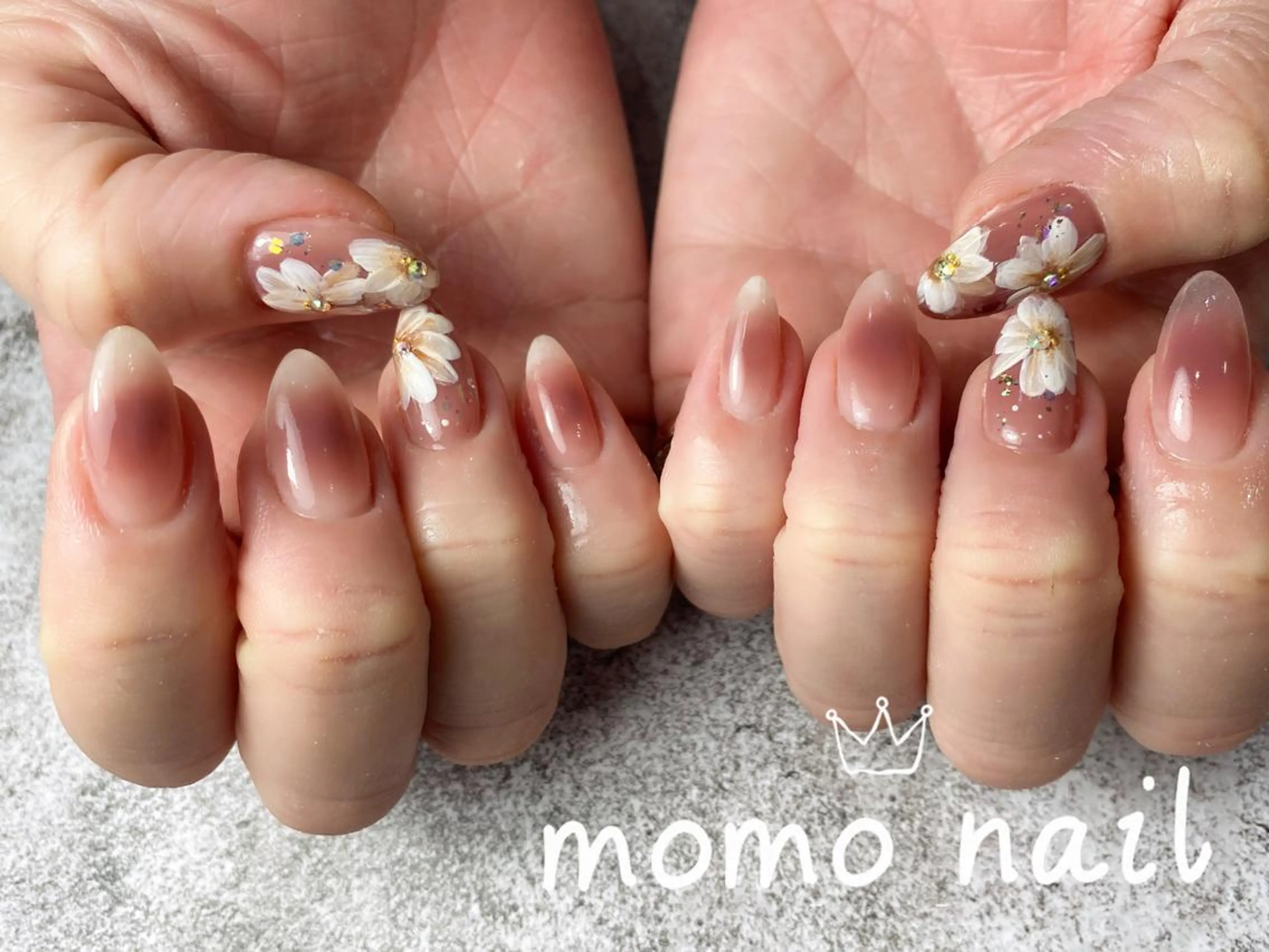 ネイル MOMO nailのネイルデザイン