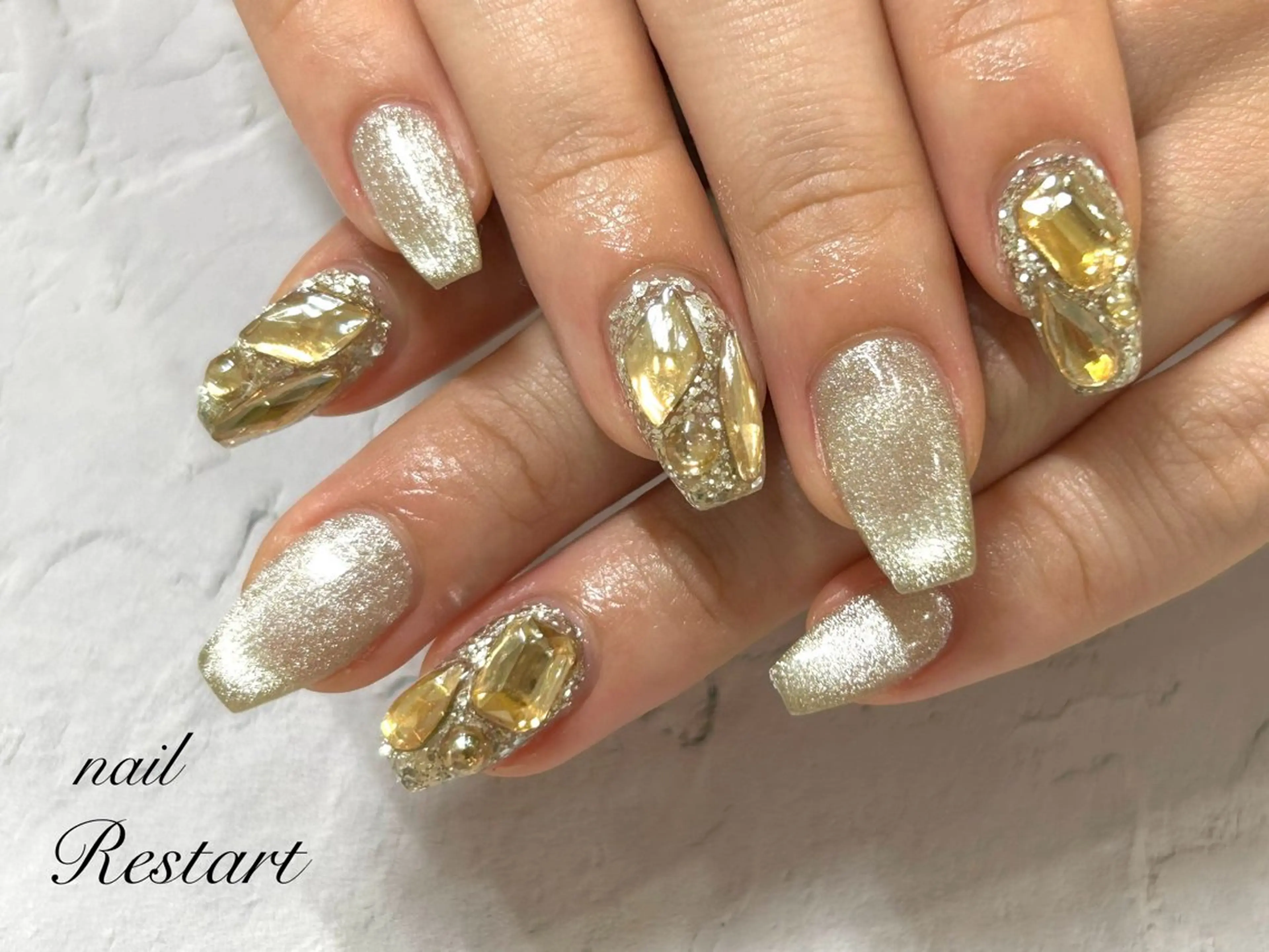 ミディアム nail Restart所属・Restart YURIのネイルデザイン