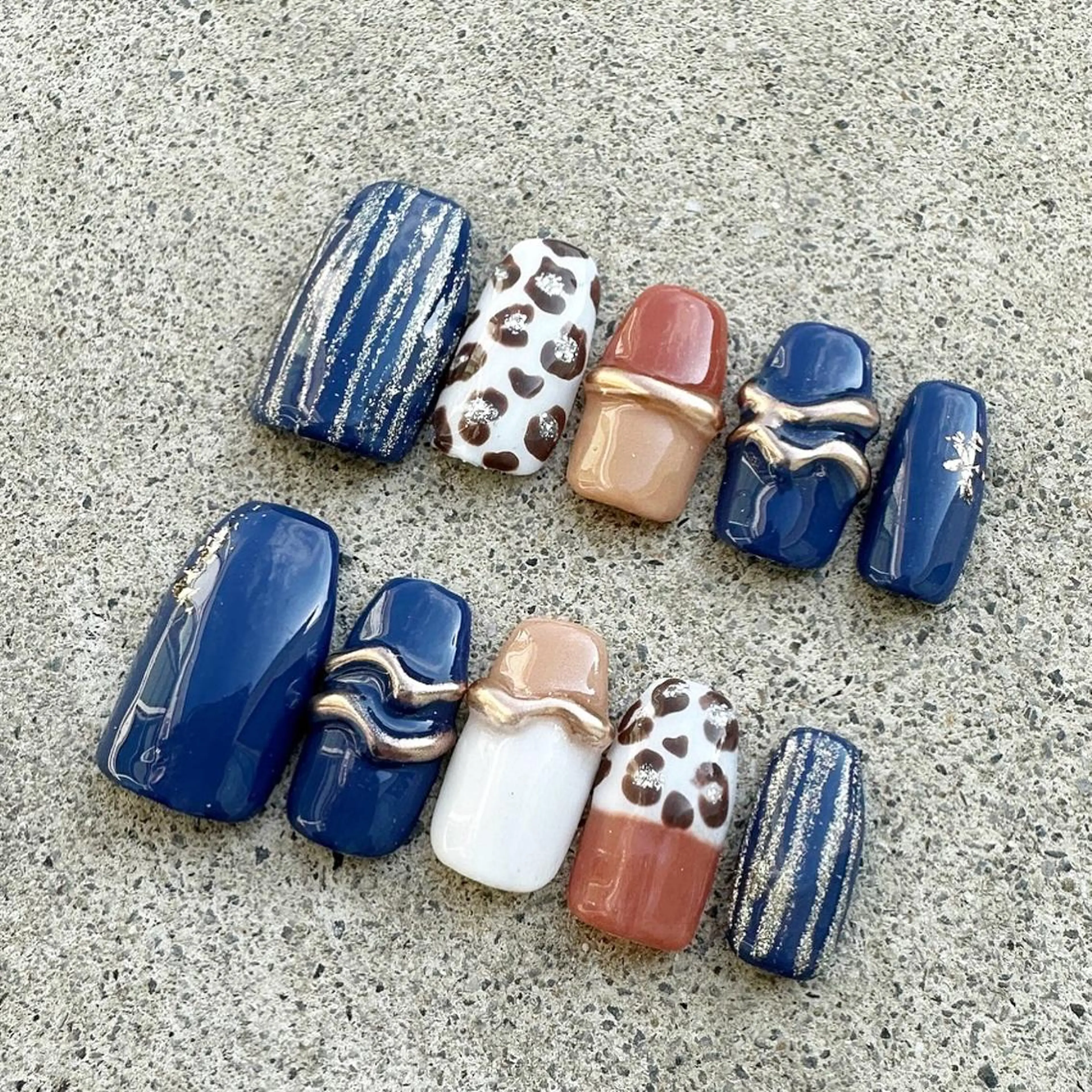 ネイル 駒月 明日香の眉毛・アイブロウイメージ