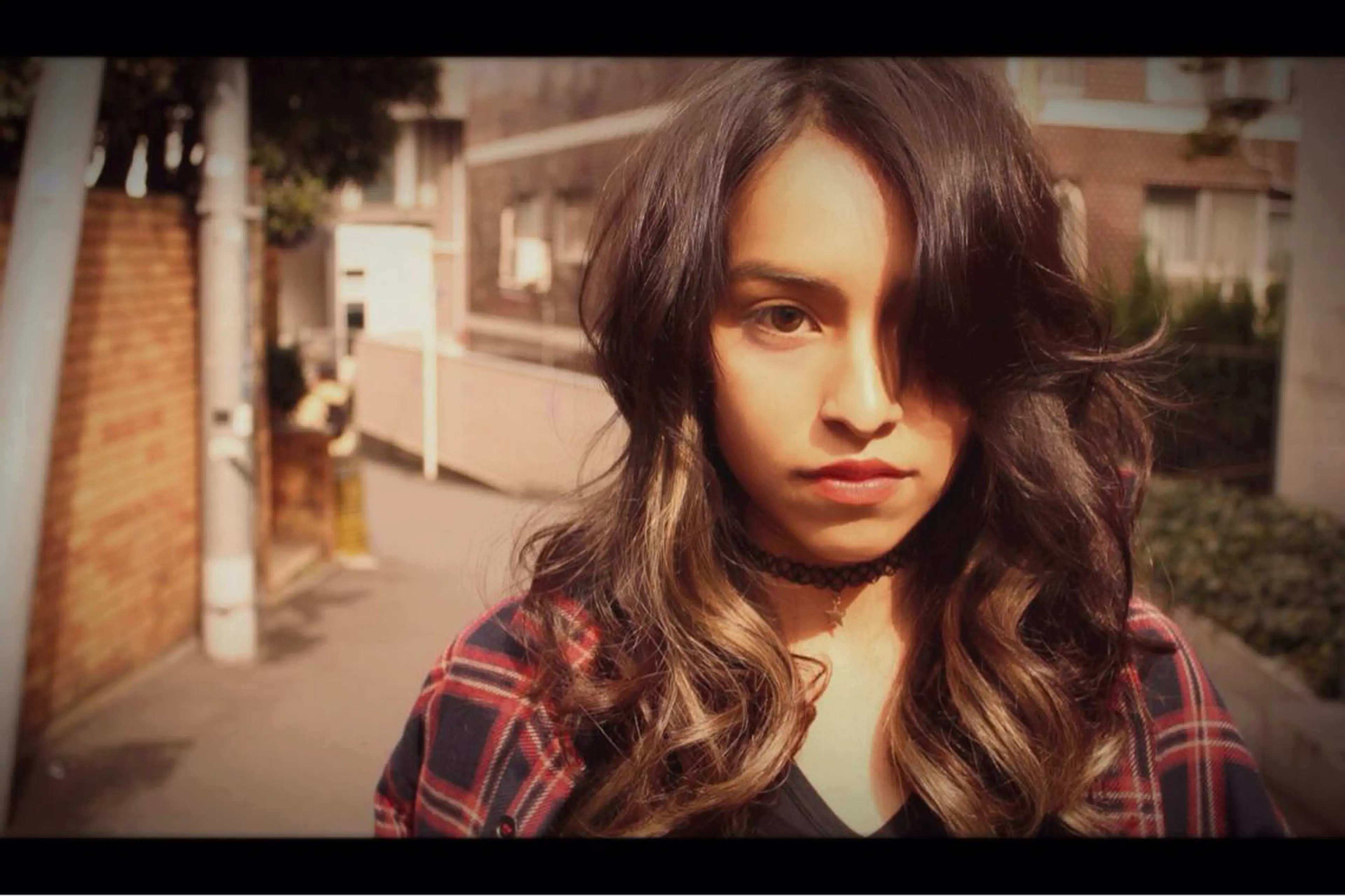 セミロング エクステ ハイライト cfr professional artist salon所属・佐野 智史のヘアスタイル