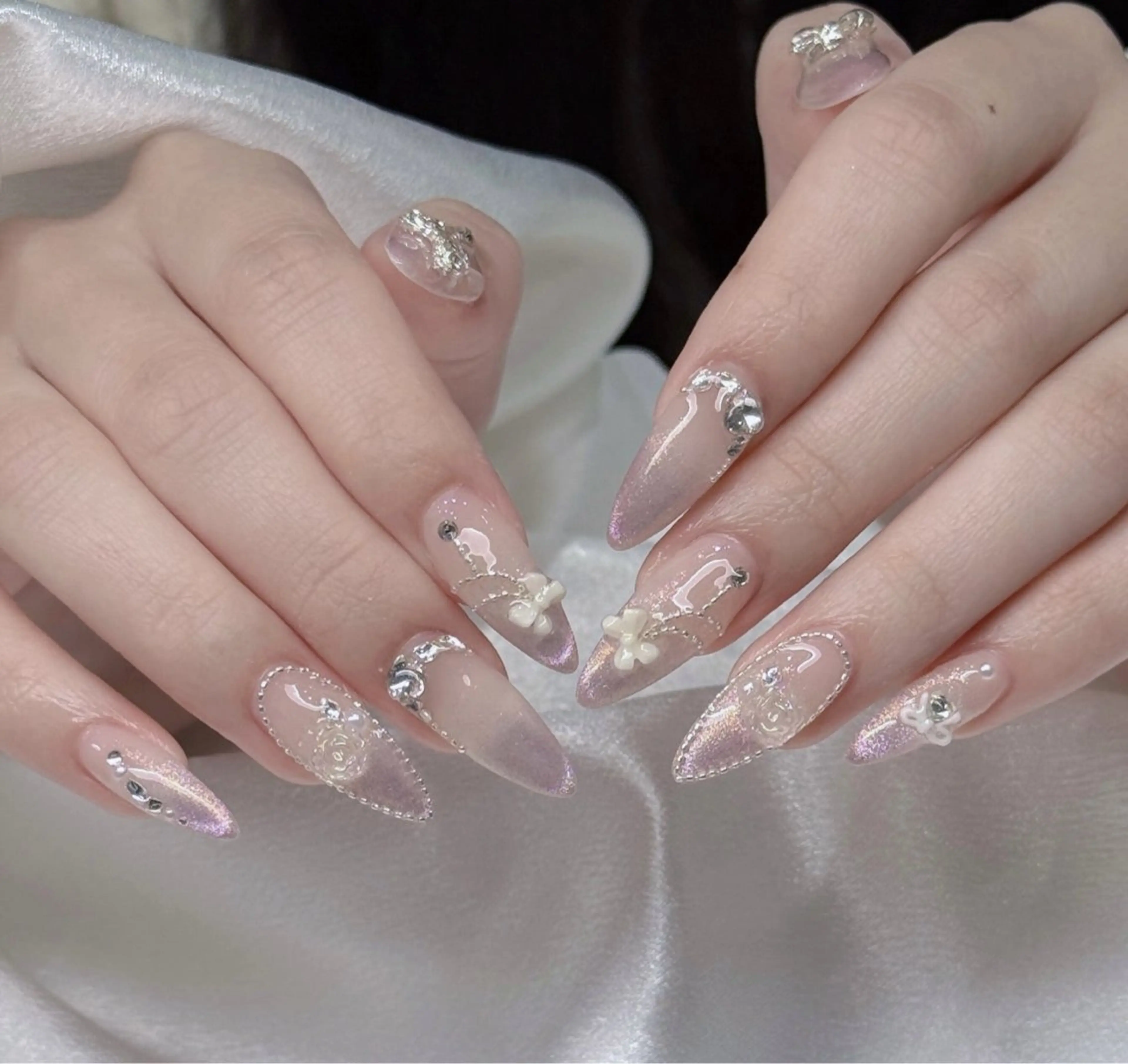 ネイル オーロラネイル ブルー チークネイル フットネイル フレンチネイル ハンドネイル HANA ハナのネイルデザイン