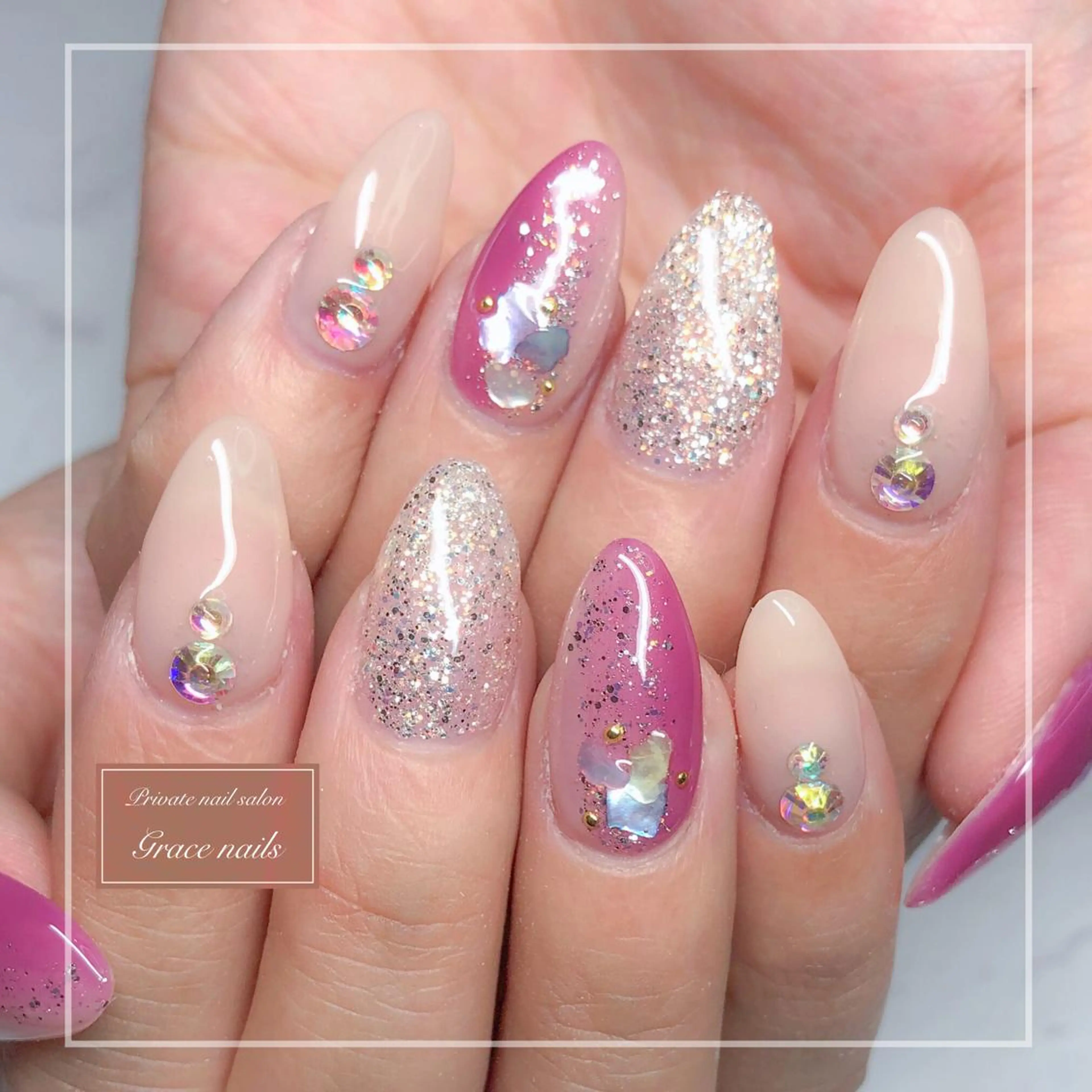 ネイル GRACE NAILSのネイルデザイン