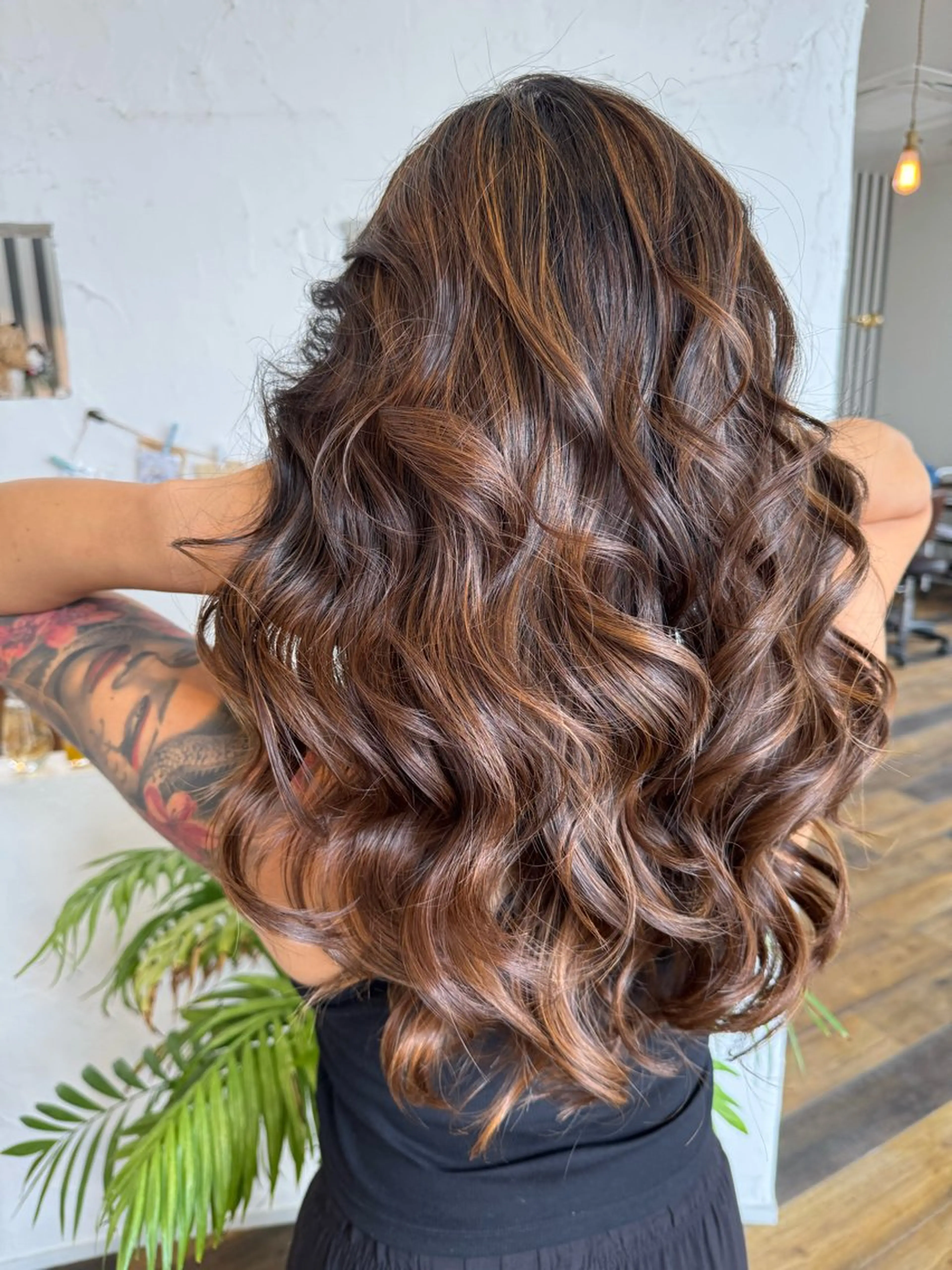 カラー アッシュ バレイヤージュ 透明感カラー ハイライトカラー ハイトーンカラー ヘアカラー 🌸小掛🌸 豊橋外国人風カラーのヘアスタイル
