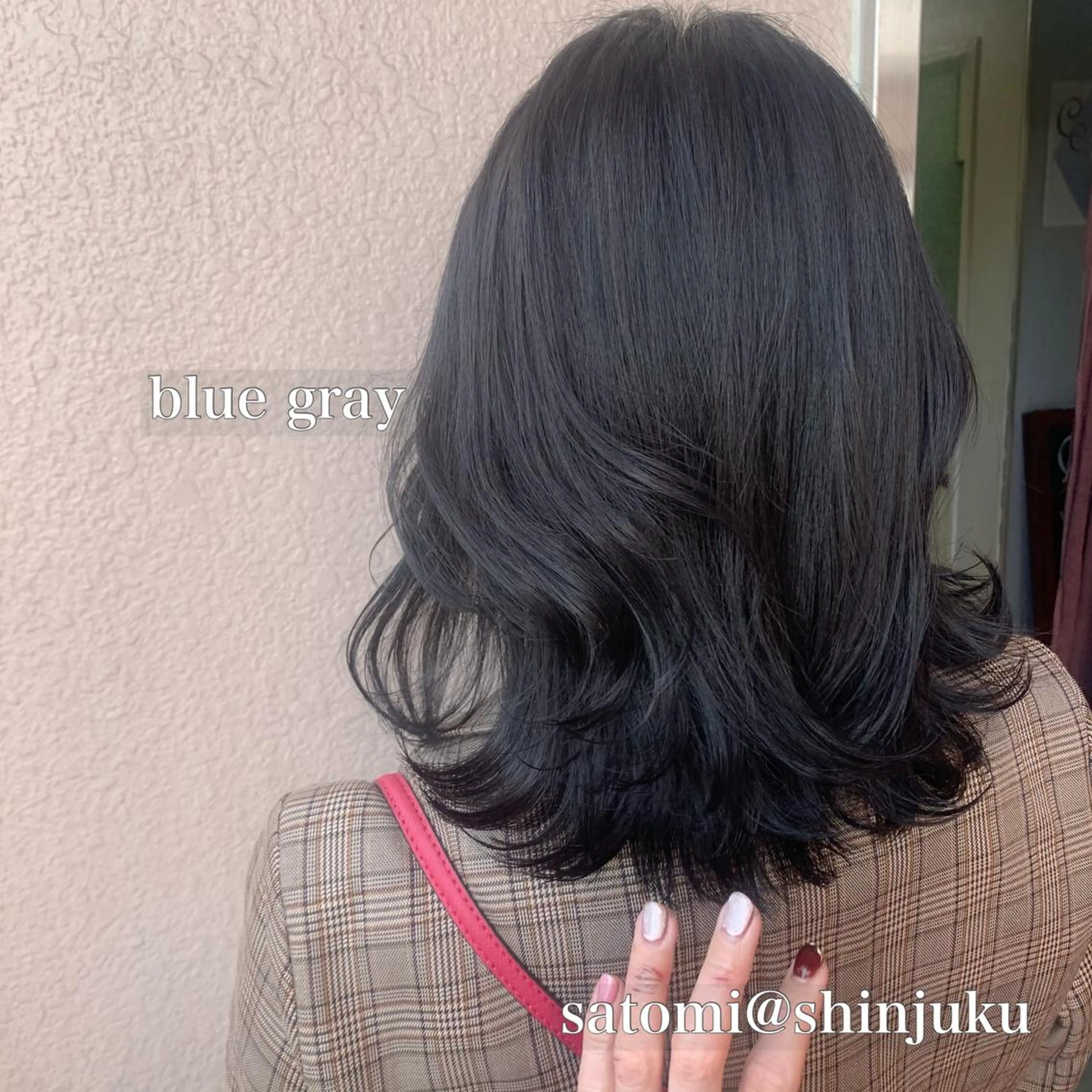 セミロング 淡色ふんわりhair 新宿satomiのヘアスタイル