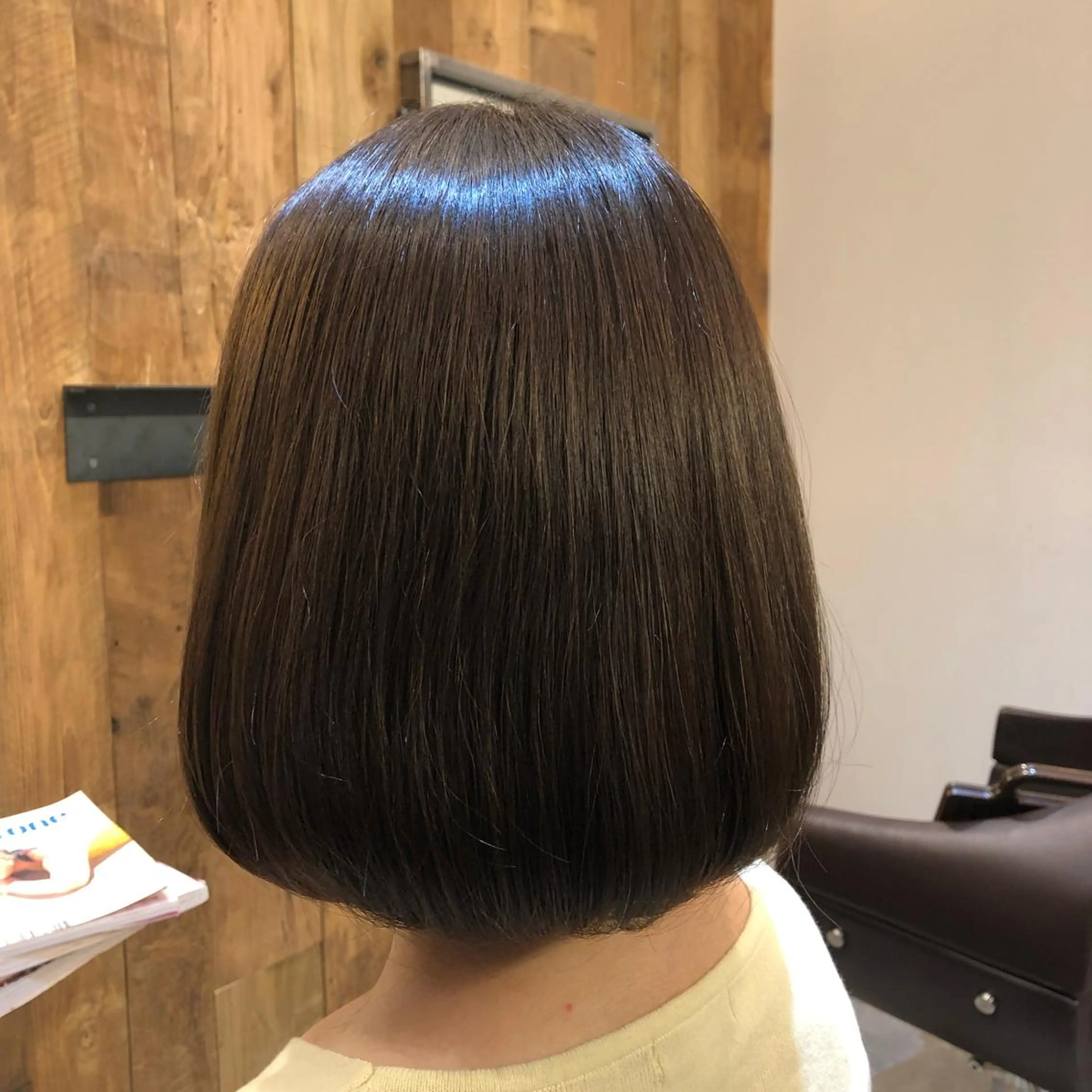 ショート カラー ボブ neon  hair亀戸店所属・小松崎 友宏のヘアスタイル