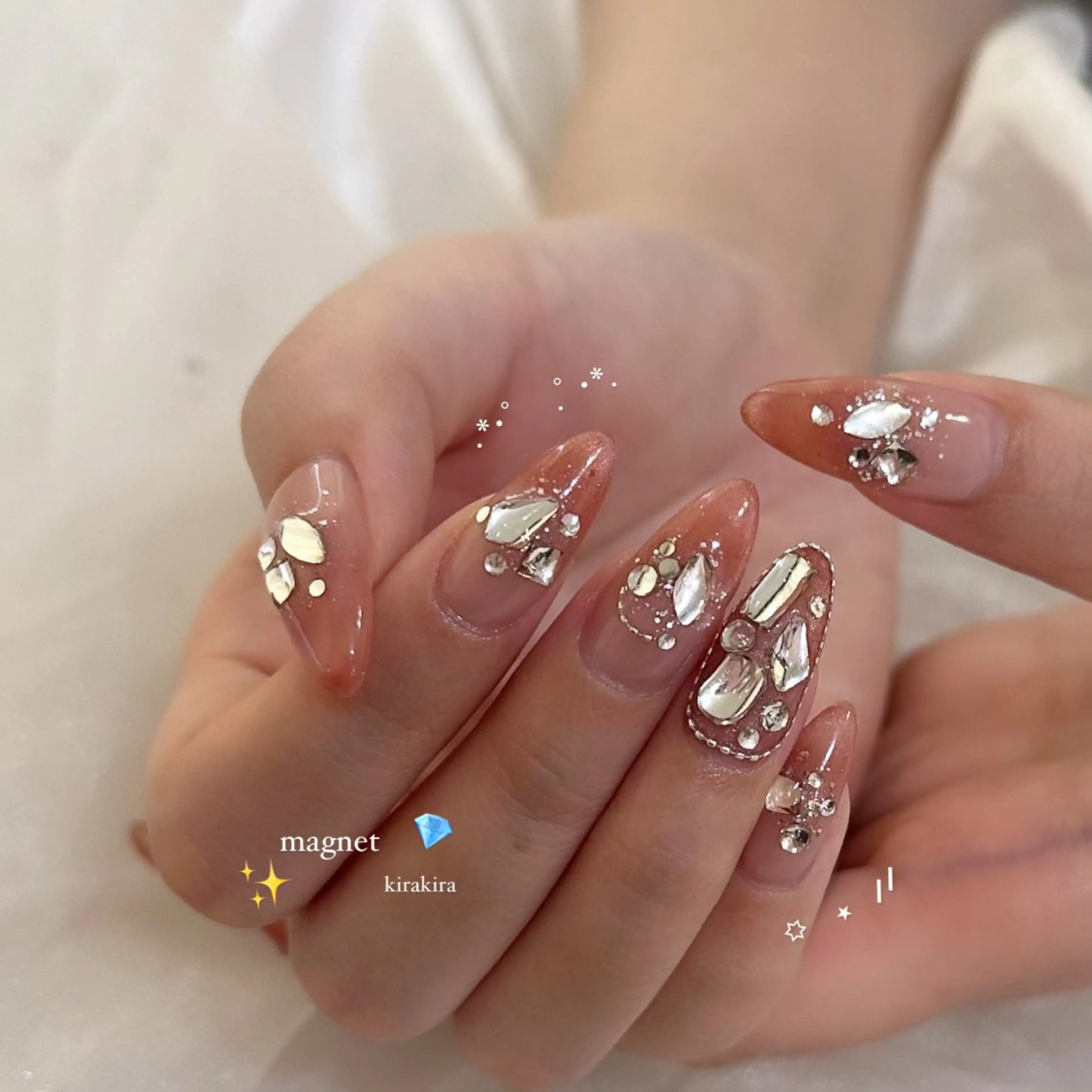 ネイル ハンドネイル SARA ♥のネイルデザイン