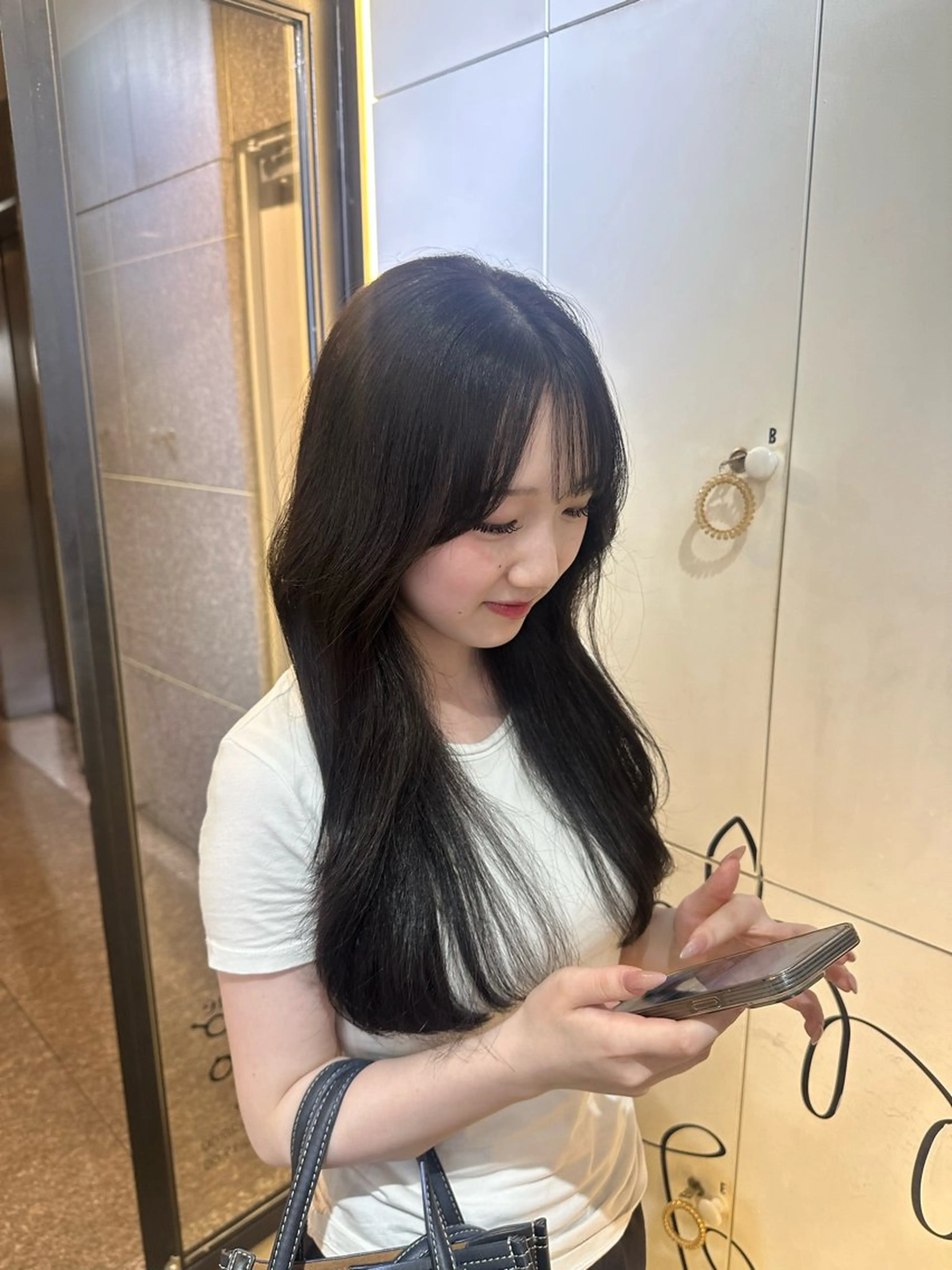 ロング カラー riho🎀 / 梅田美容室のヘアスタイル