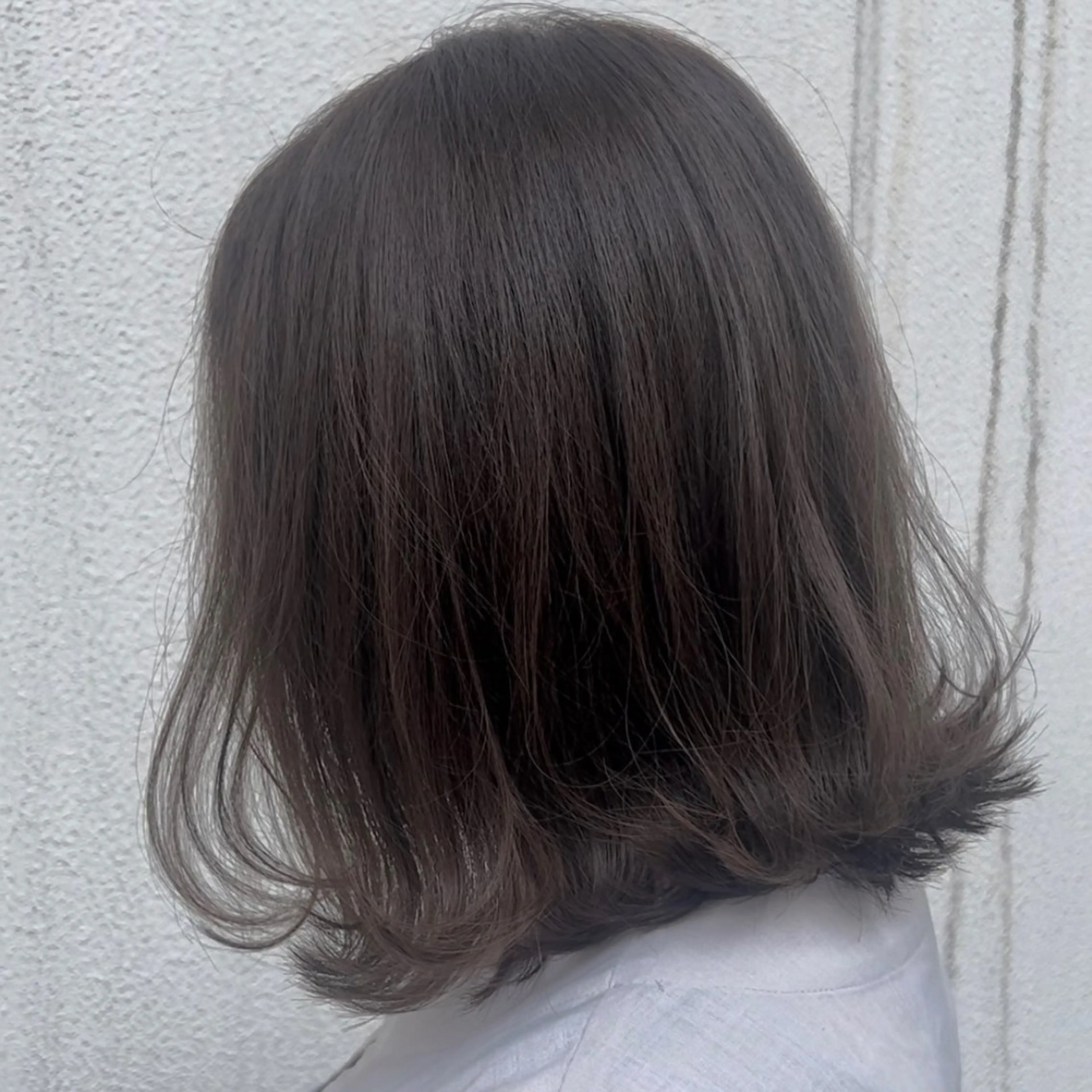 ミディアム カラー アッシュ アッシュグレー アッシュグレージュ ダブルカラー グレージュ 顔周りレイヤー カット❄️石川瑠青のヘアスタイル