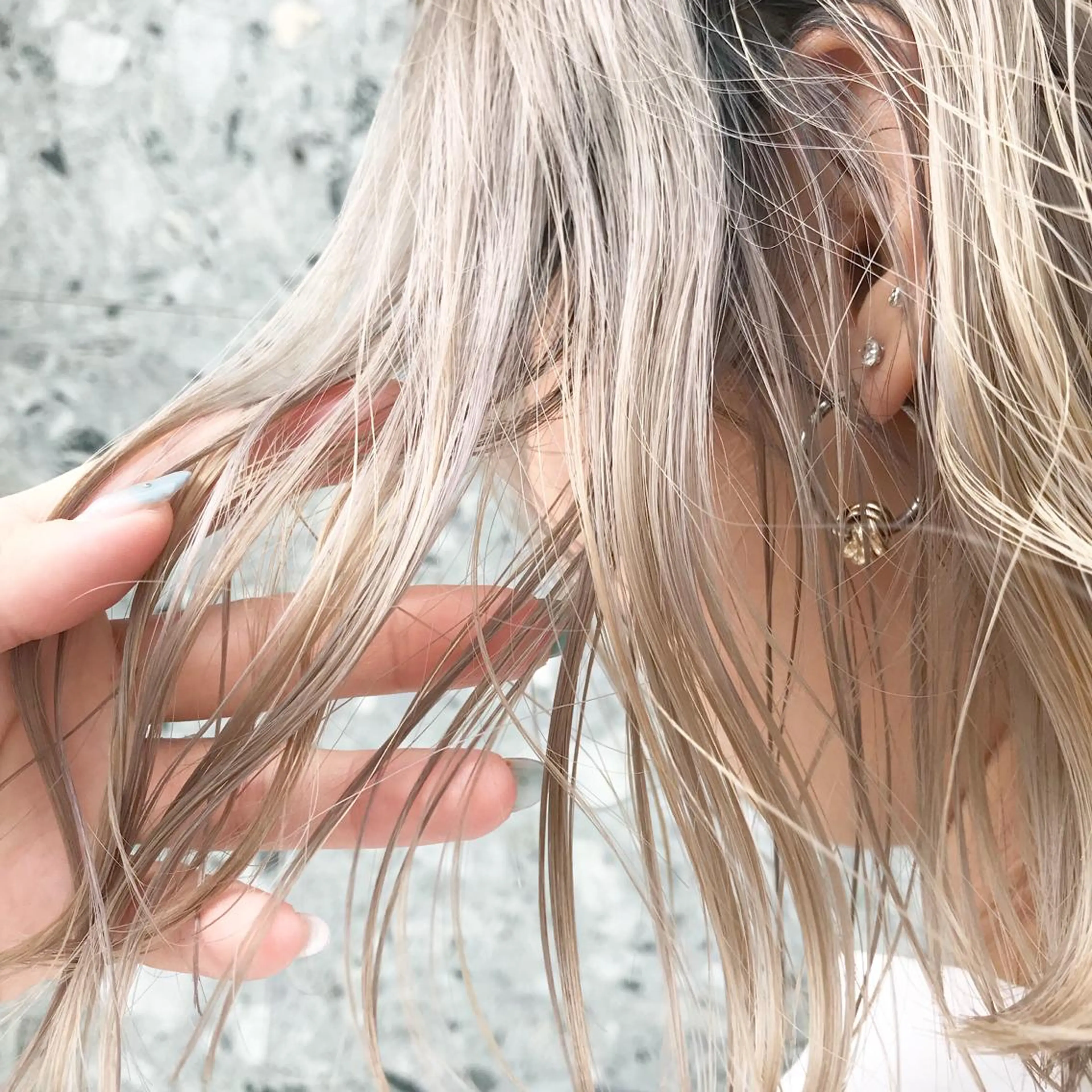 ショート カラー ヘアアレンジ カット ヘアカラー パーマ 縮毛矯正 トリートメント シアーベージュニスト 🥣大石亜里紗のヘアスタイル