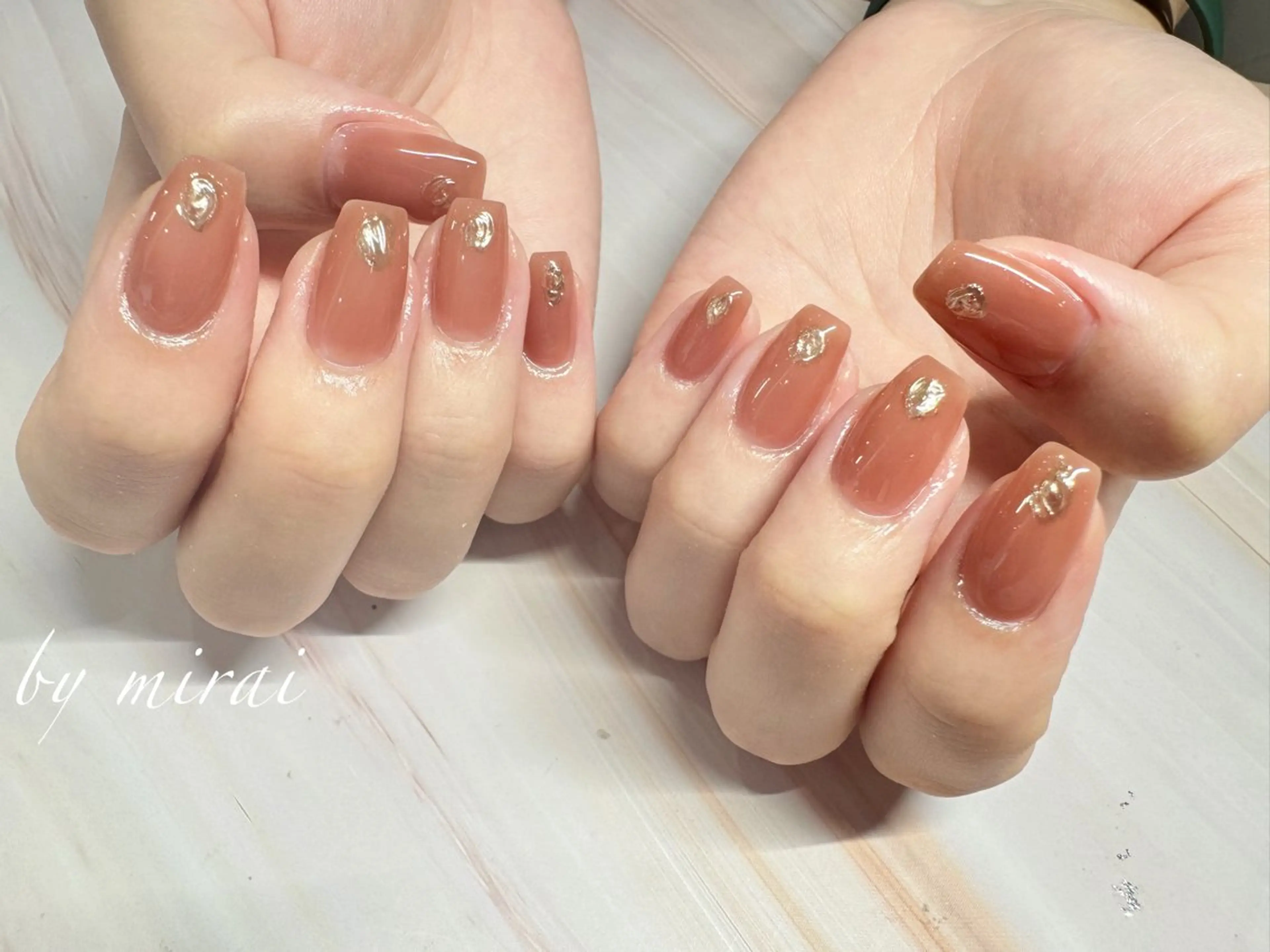 ネイル ハンドネイル ネイルサロン 9Carats神田のネイルデザイン