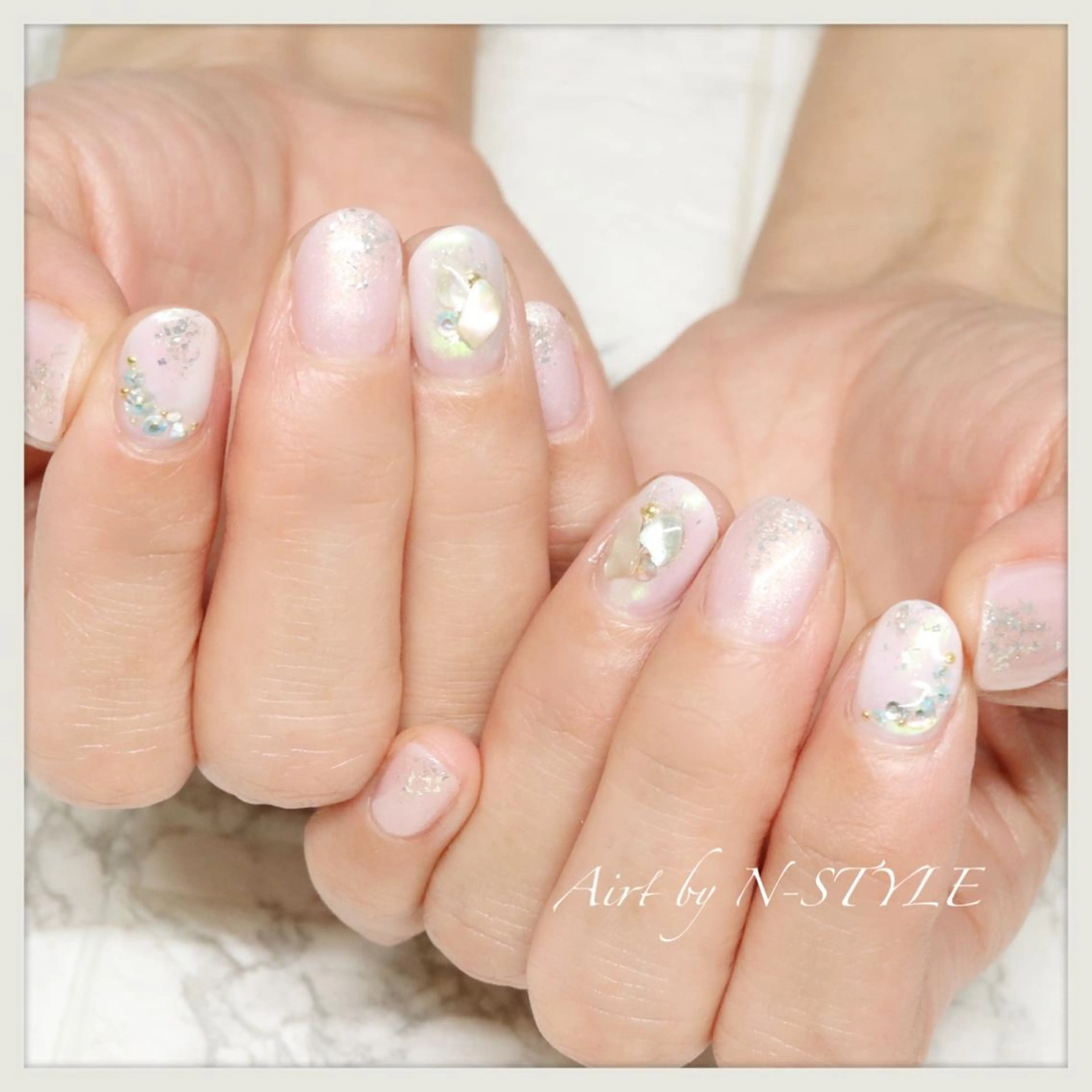 ミディアム ネイルN-STYLE スタッフのネイルデザイン