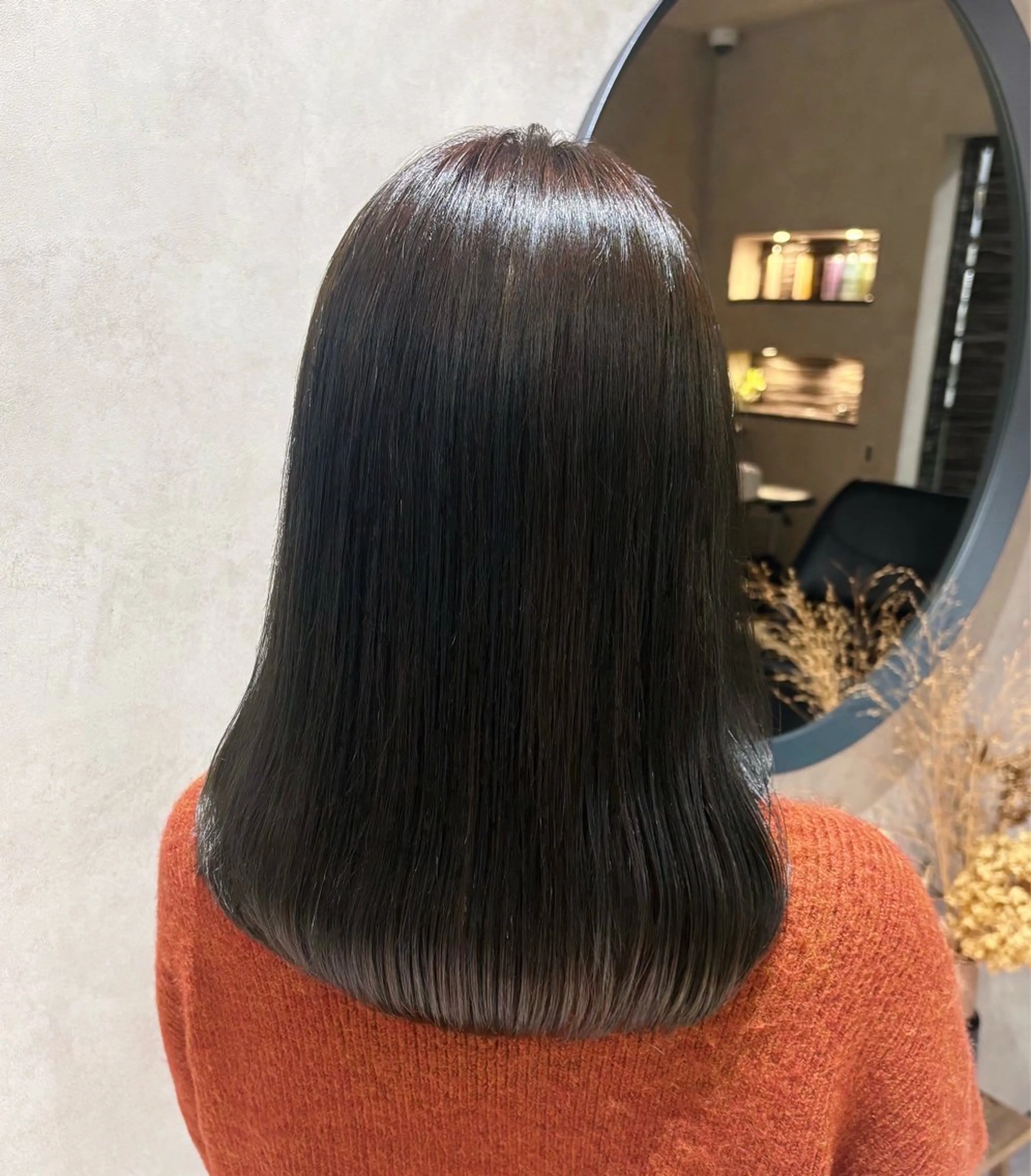 ミディアム カラー ヘアカラー トリートメント 《.Xian》 アカリ/艶髪カラーのヘアスタイル