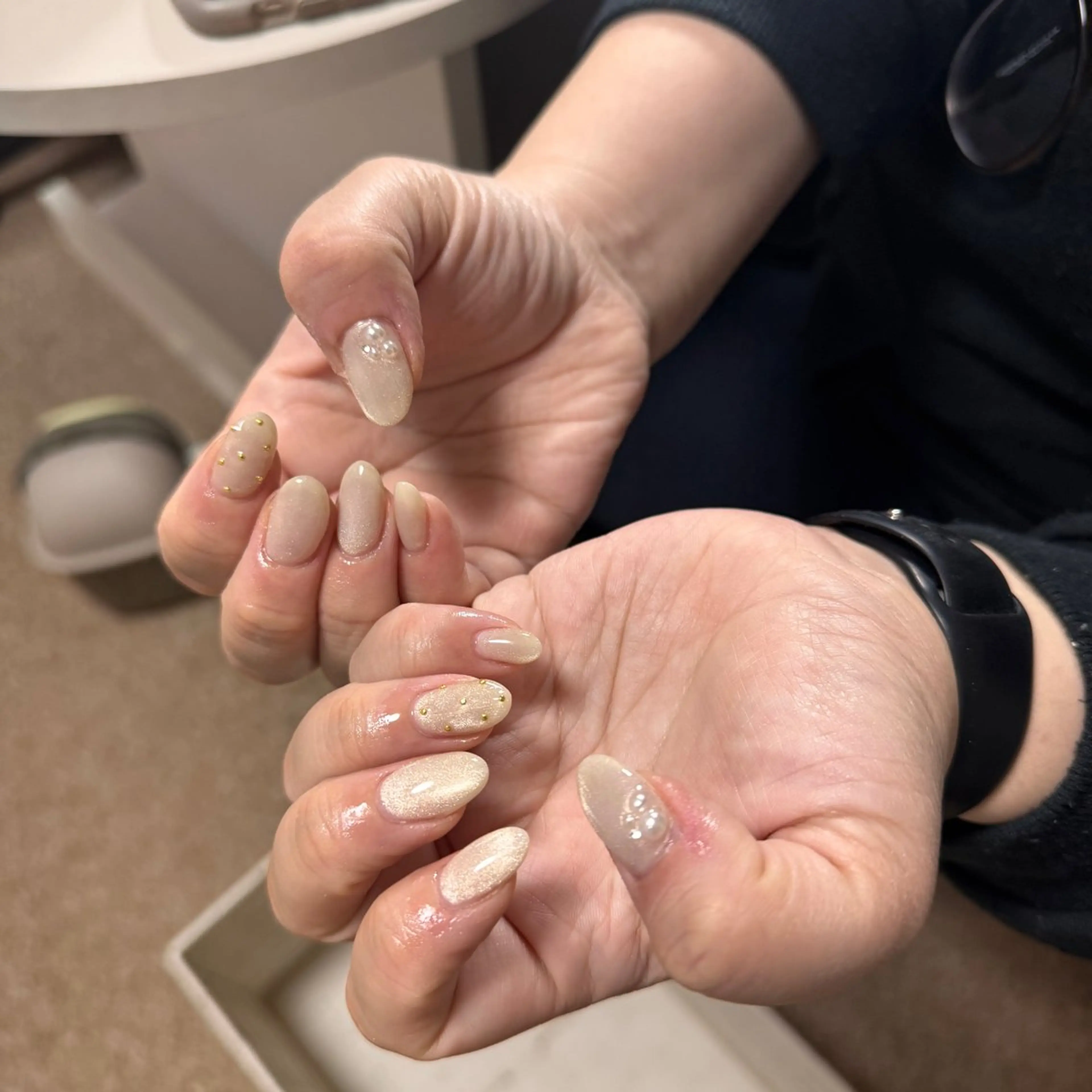 ネイル チークネイル フレンチネイル グラデーション 韓国ネイル マグネットネイル ハンドネイル Hana nail所属・Hana Nailのネイルデザイン