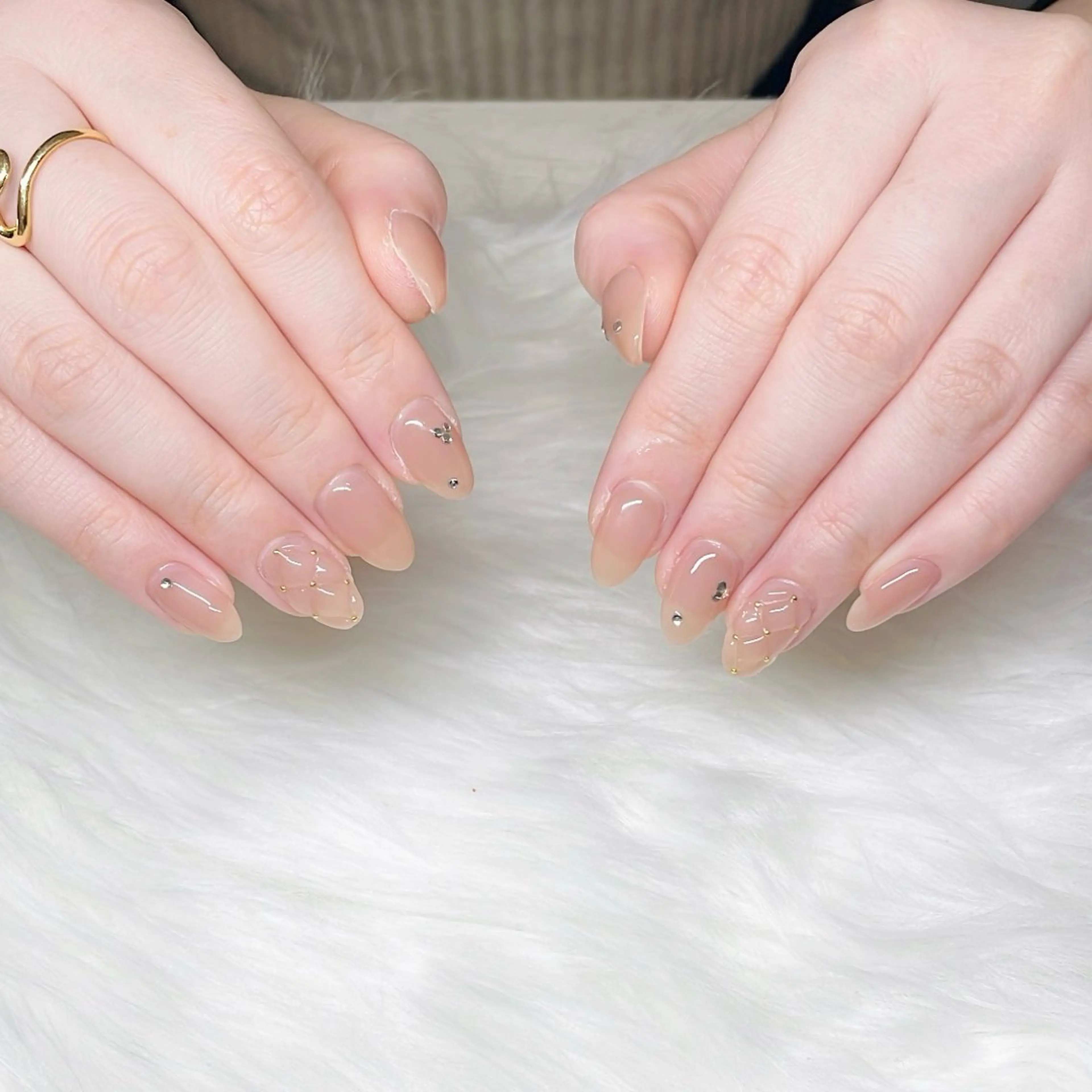 ネイル チークネイル フットネイル フレンチネイル ジェルネイル ガラスフレンチ ハンドネイル Rimi.+【リーミプラス】なかもず店所属・Rimi.+ チナミのネイルデザイン