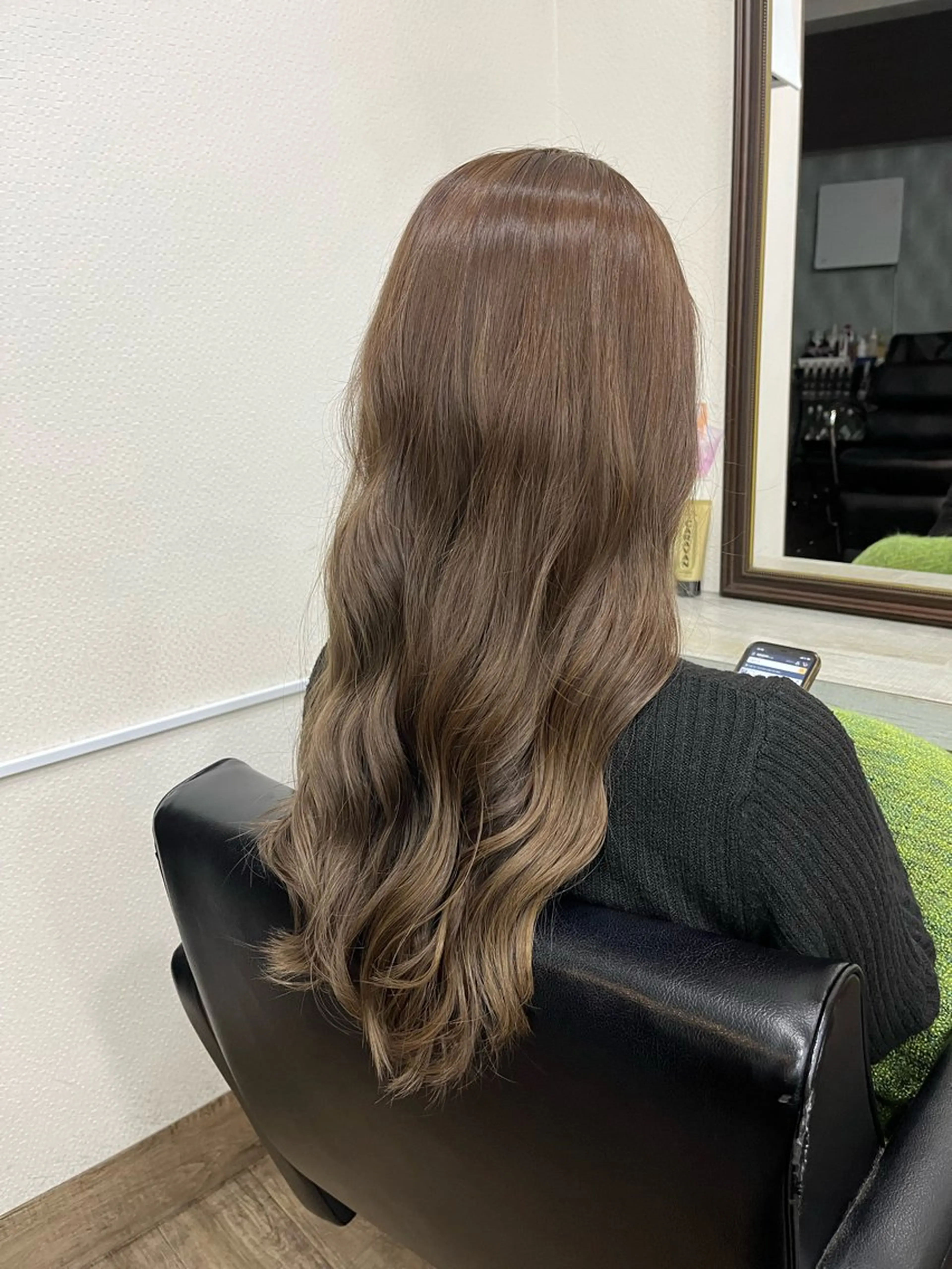 ロング カラー 薮内 香保里のヘアスタイル