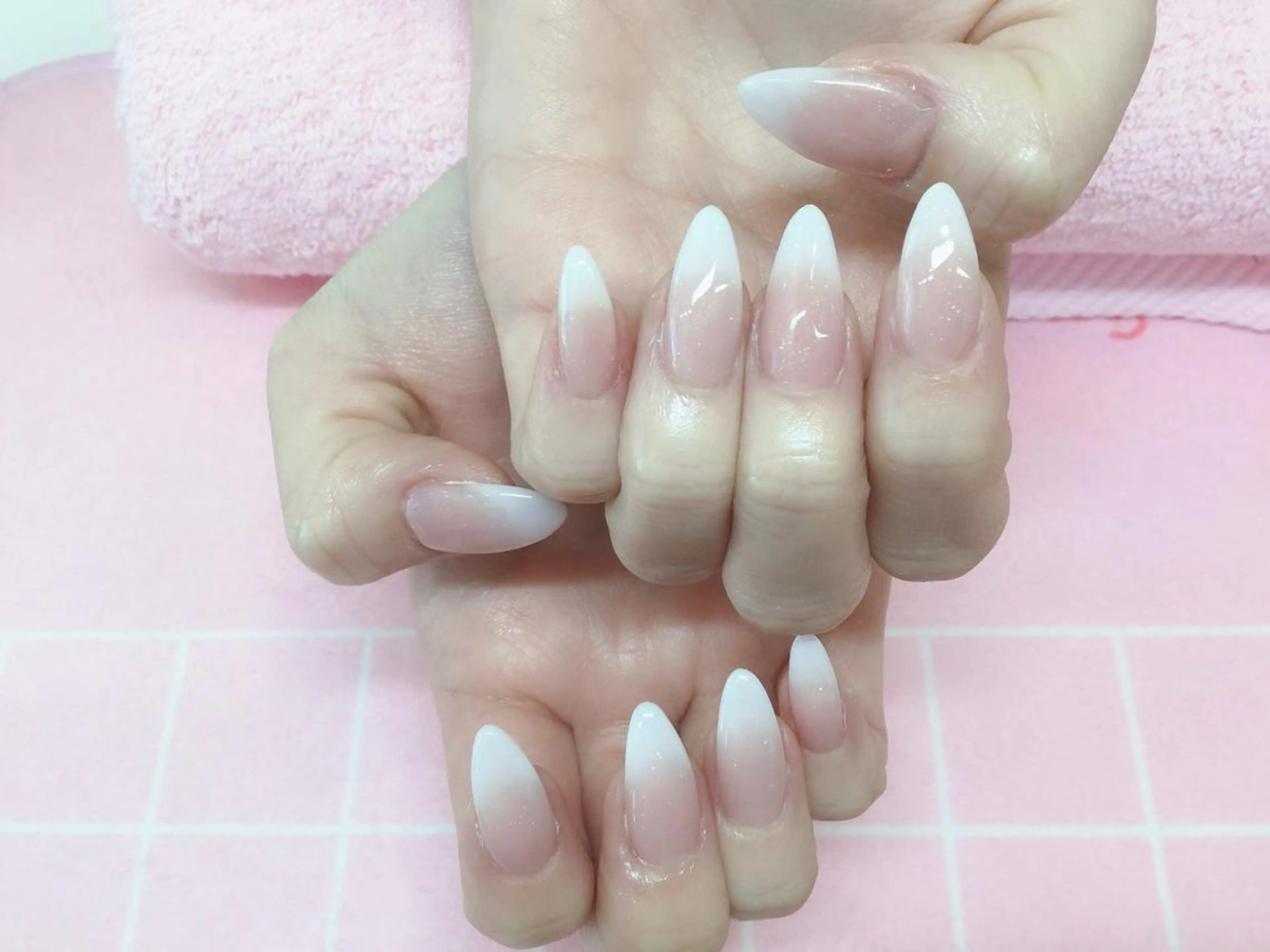 ロング ネイル Megumi Nailのネイルデザイン